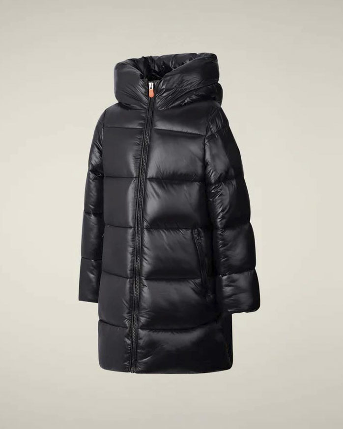 Piumino lungo Save the duck nero modello Millie in tessuto lucido con cappuccio image