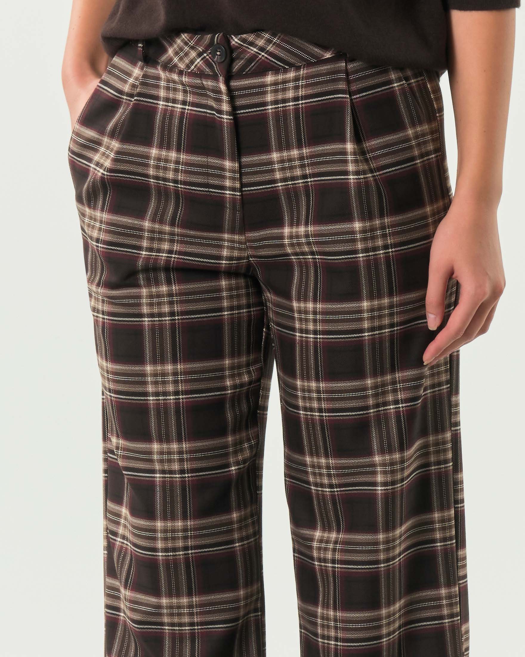 Pantaloni Hlo! in misto viscosa a fantasia check marrone e beige con pinces image