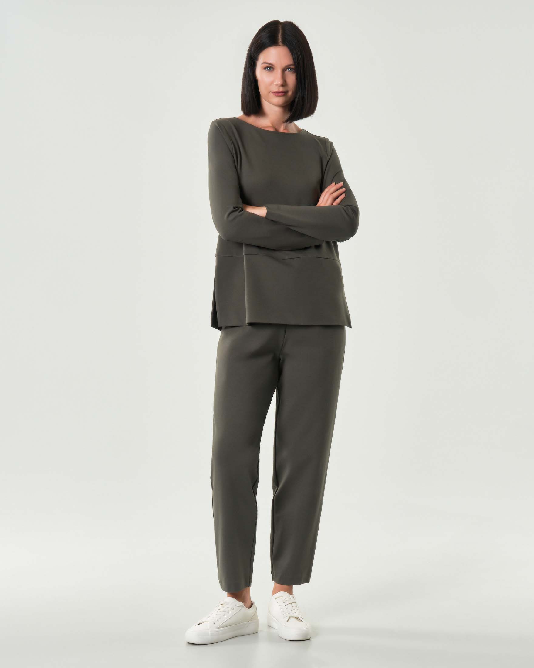 Pantaloni verde militare Hlo! dalla linea baloon in tessuto lavorato a punto Milano con elastico inserito in vita