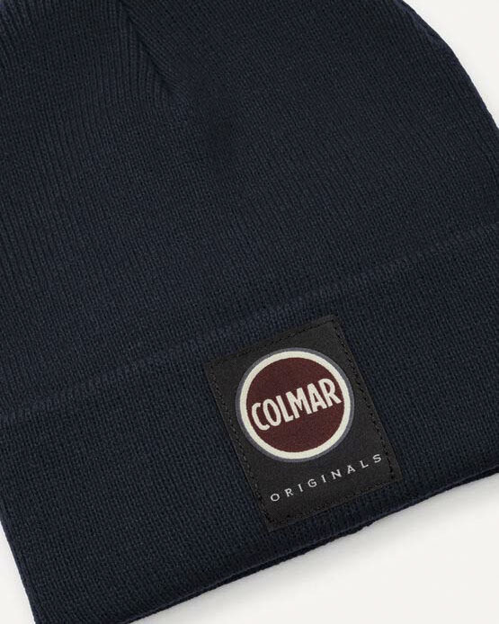 Berretto Colmar Originals blu con risvolto e logo patch Colmar Originals applicato image