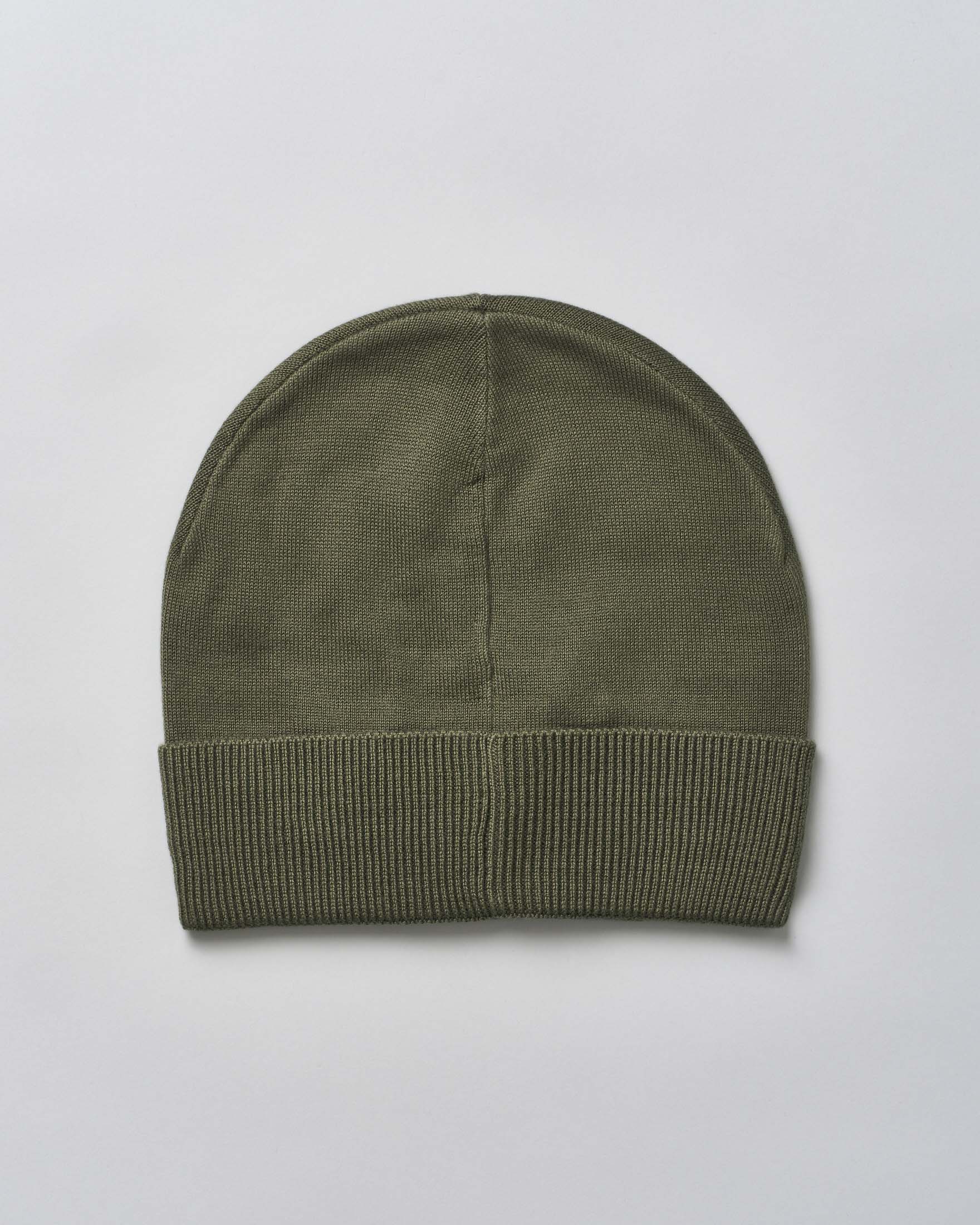Berretto EA7 verde militare in maglia a costine con risvolto e maxi logo jacquard nero image