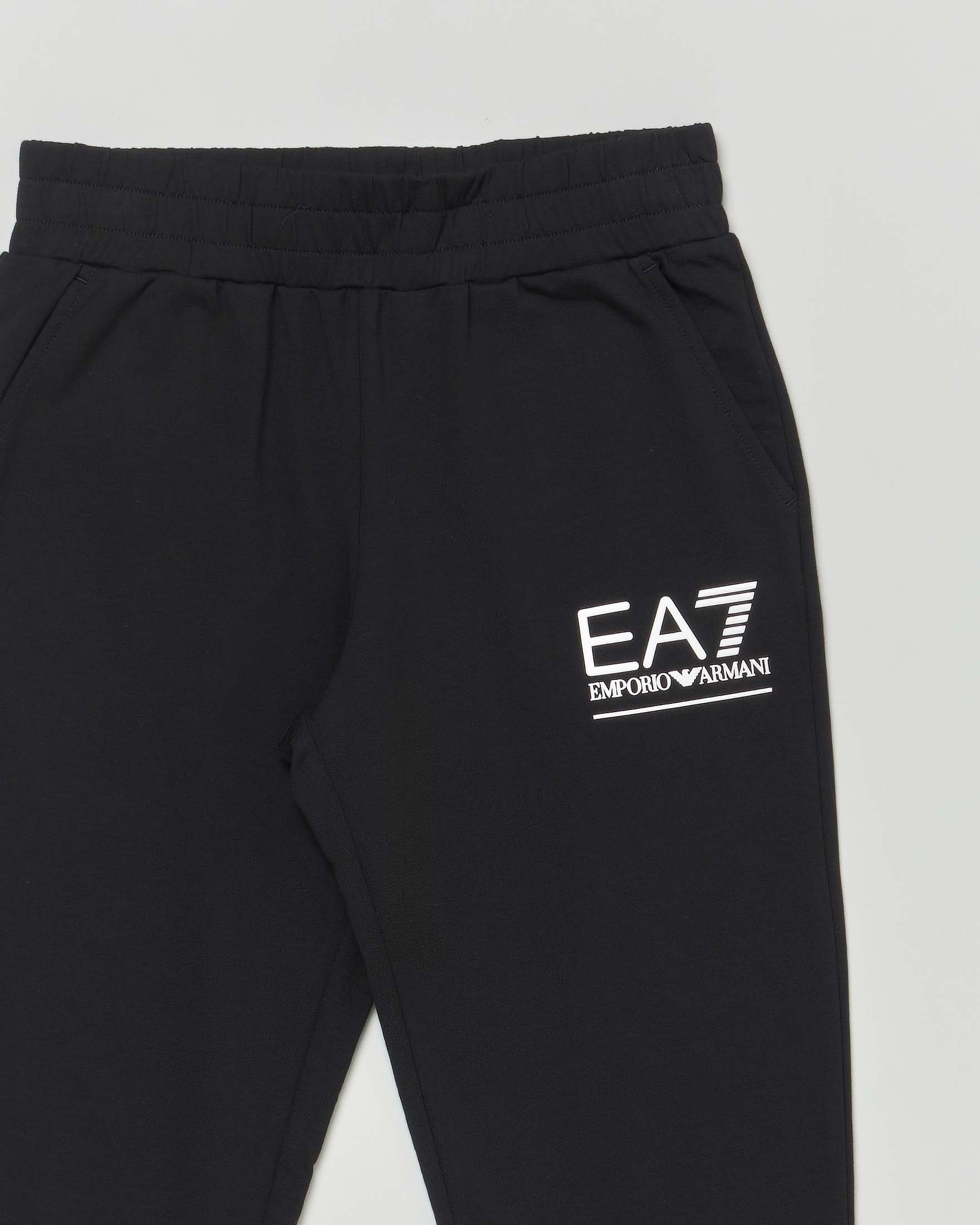 Pantalone jogger EA7 nero in cotone stretch con logo monocrom bianco image