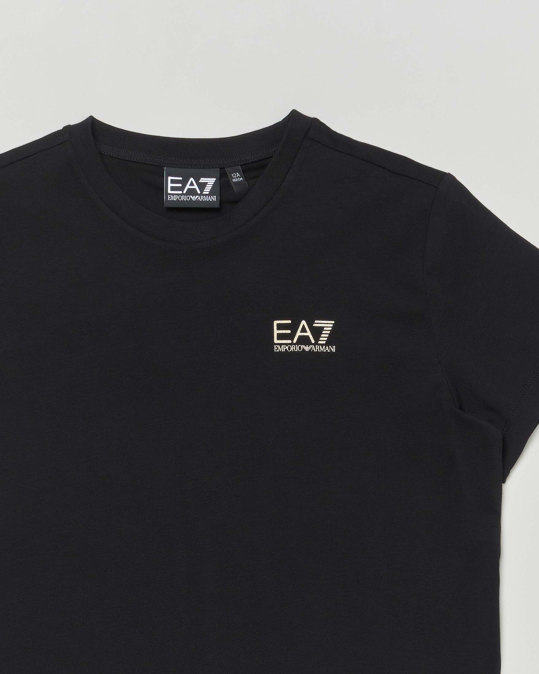 T-shirt EA7 nera mezza manica in cotone stretch con logo color oro image
