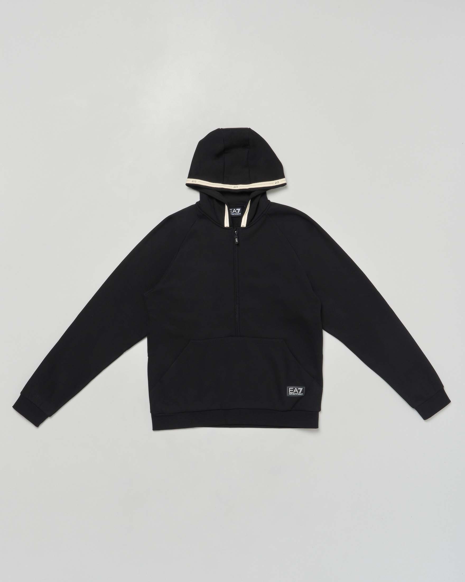 Felpa EA7 nera in cotone stretch con cappuccio e zip