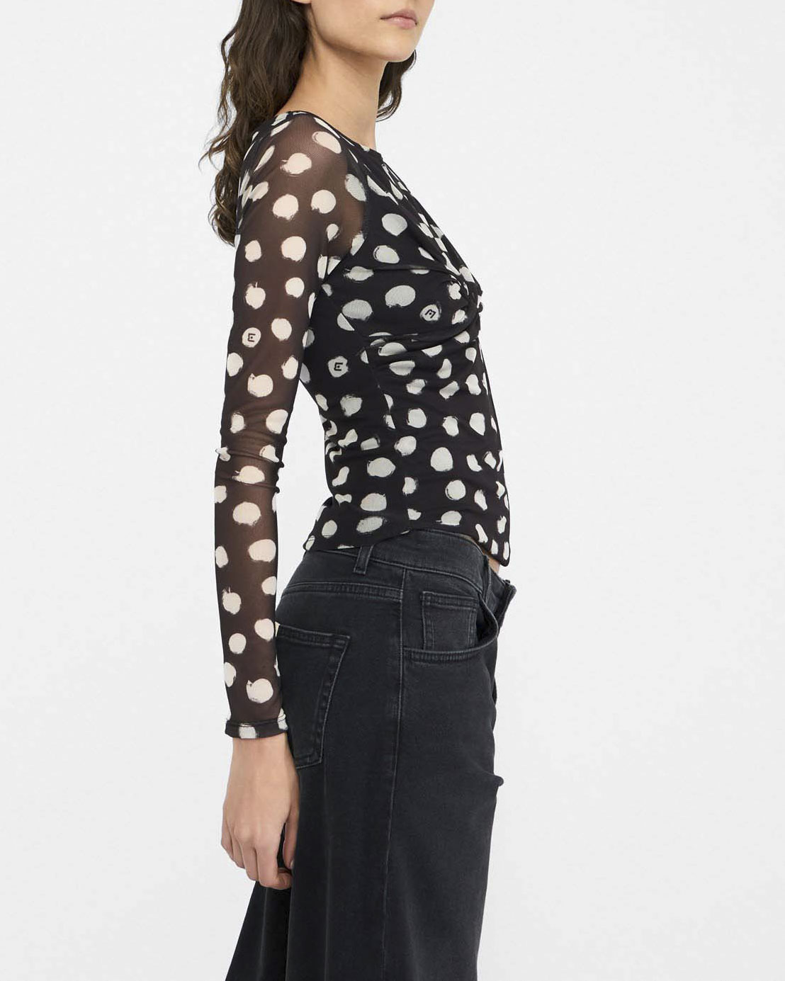 T-shirt Liu Jo Jeans nera in jersey stretch con pois a contrasto image