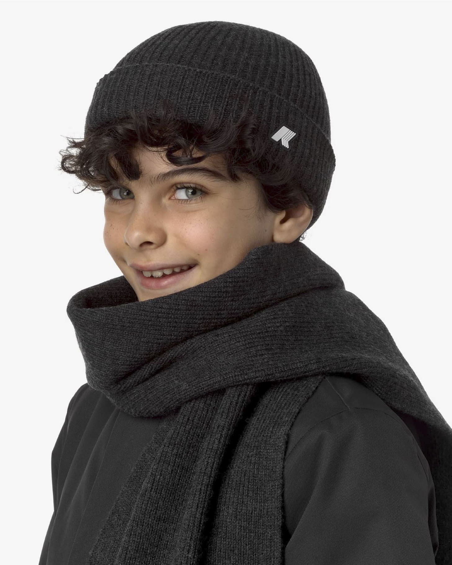 Berretto K-way nero in lana a costine image