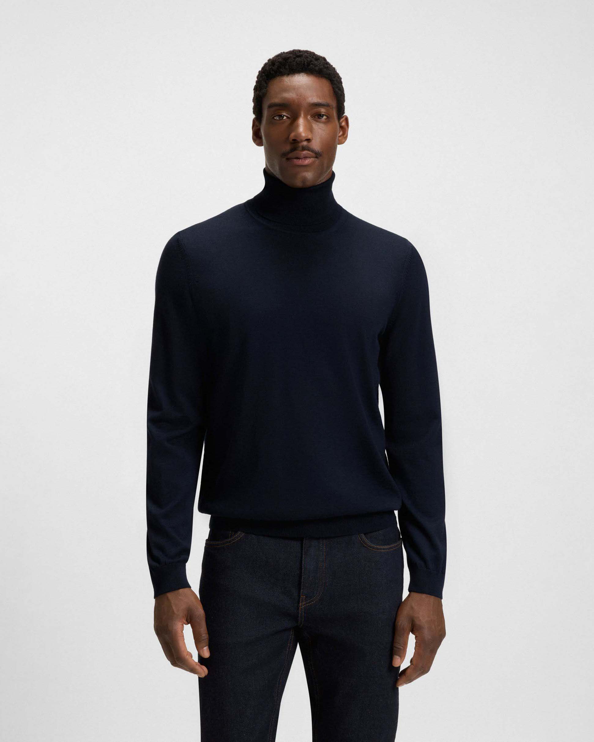 Dolcevita Boss blu in pura lana merino image