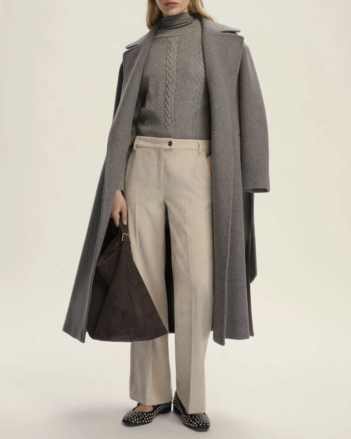 Cappotto grigio Emme Marella in panno di misto lana Manteco con scollo a rever e cintura in vita abbinata