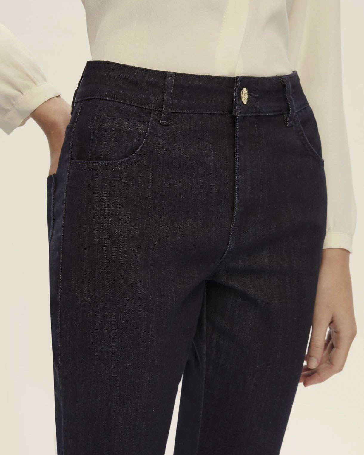 Pantaloni blu alla caviglia a trombetta Emme Marella in twill di cotone stretch image