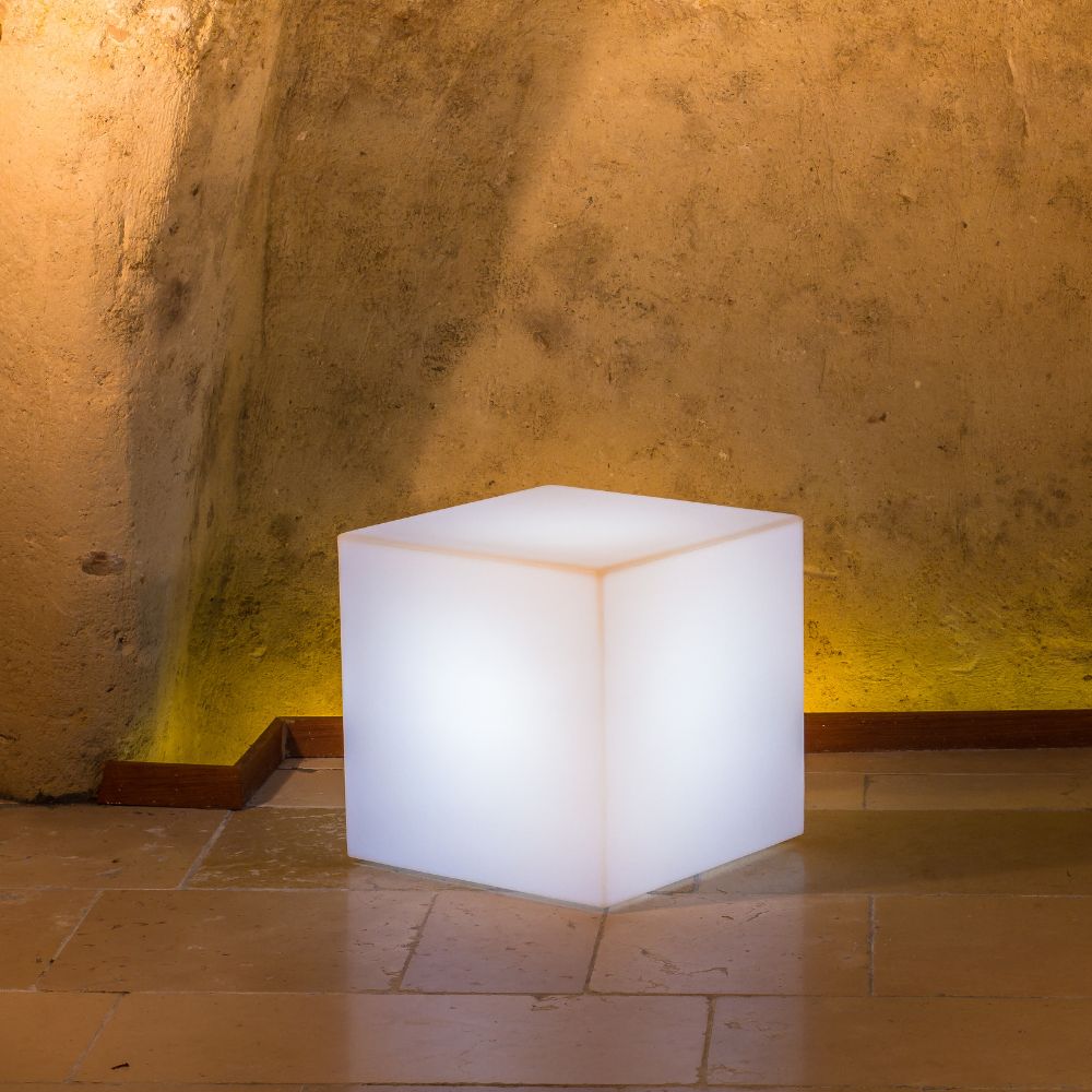 Cube Bright
