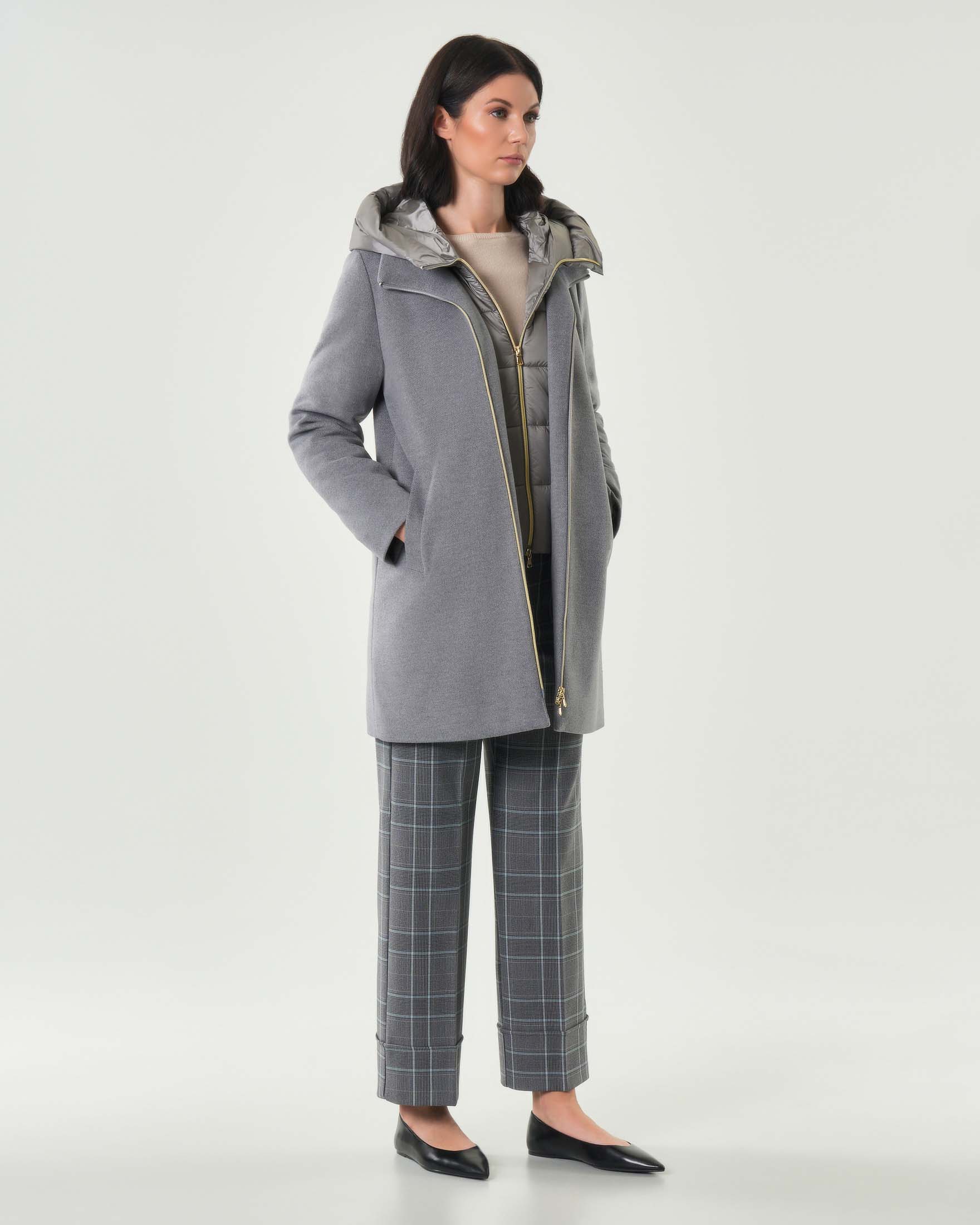 Cappotto grigio Emme Marella in tessuto diagonale con pettorina e cappuccio imbottiti in nylon removibili