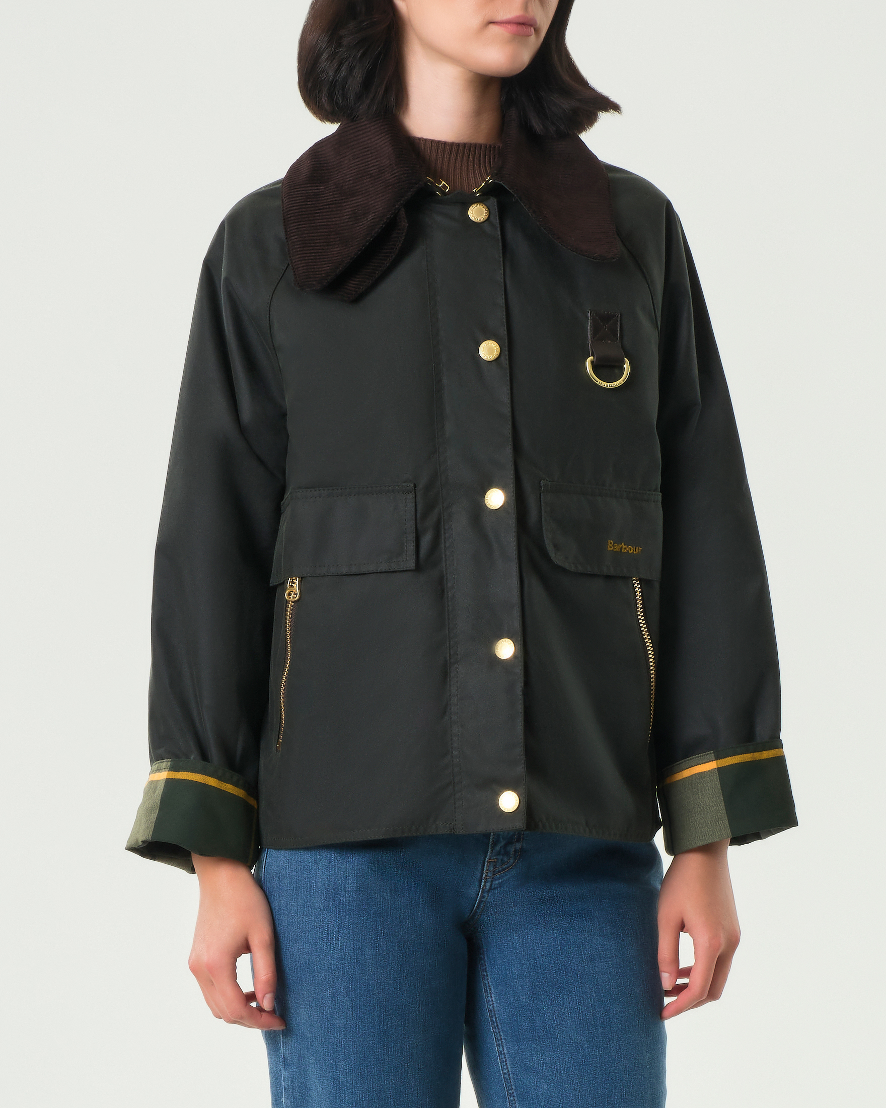 Giacca corta Barbour modello Catton verde in cotone cerato con maxi colletto marrone in velluta a coste image