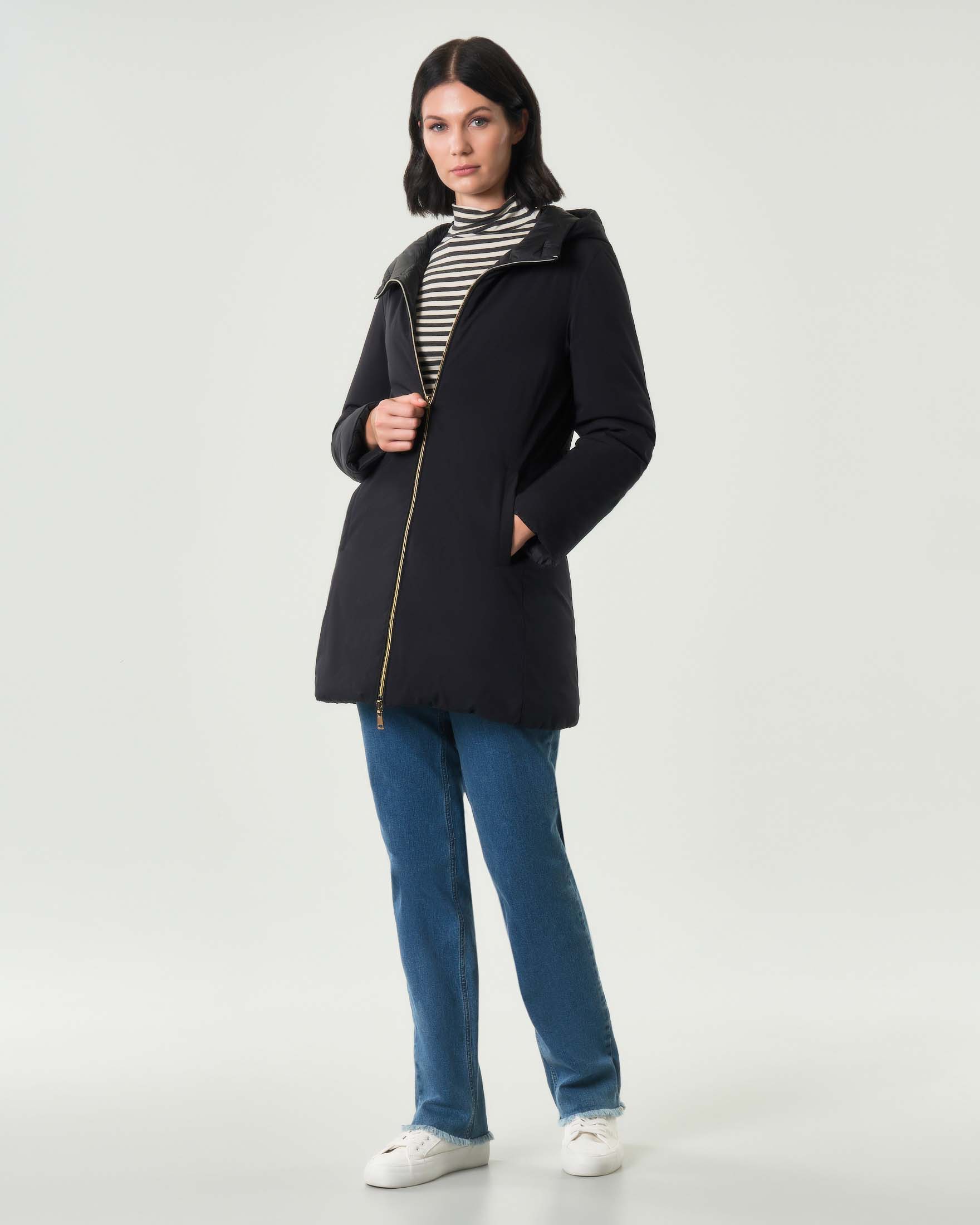 Giaccone nero reversibile Emme Marella in tessuto downproof antigoccia e lato interno trapuntato