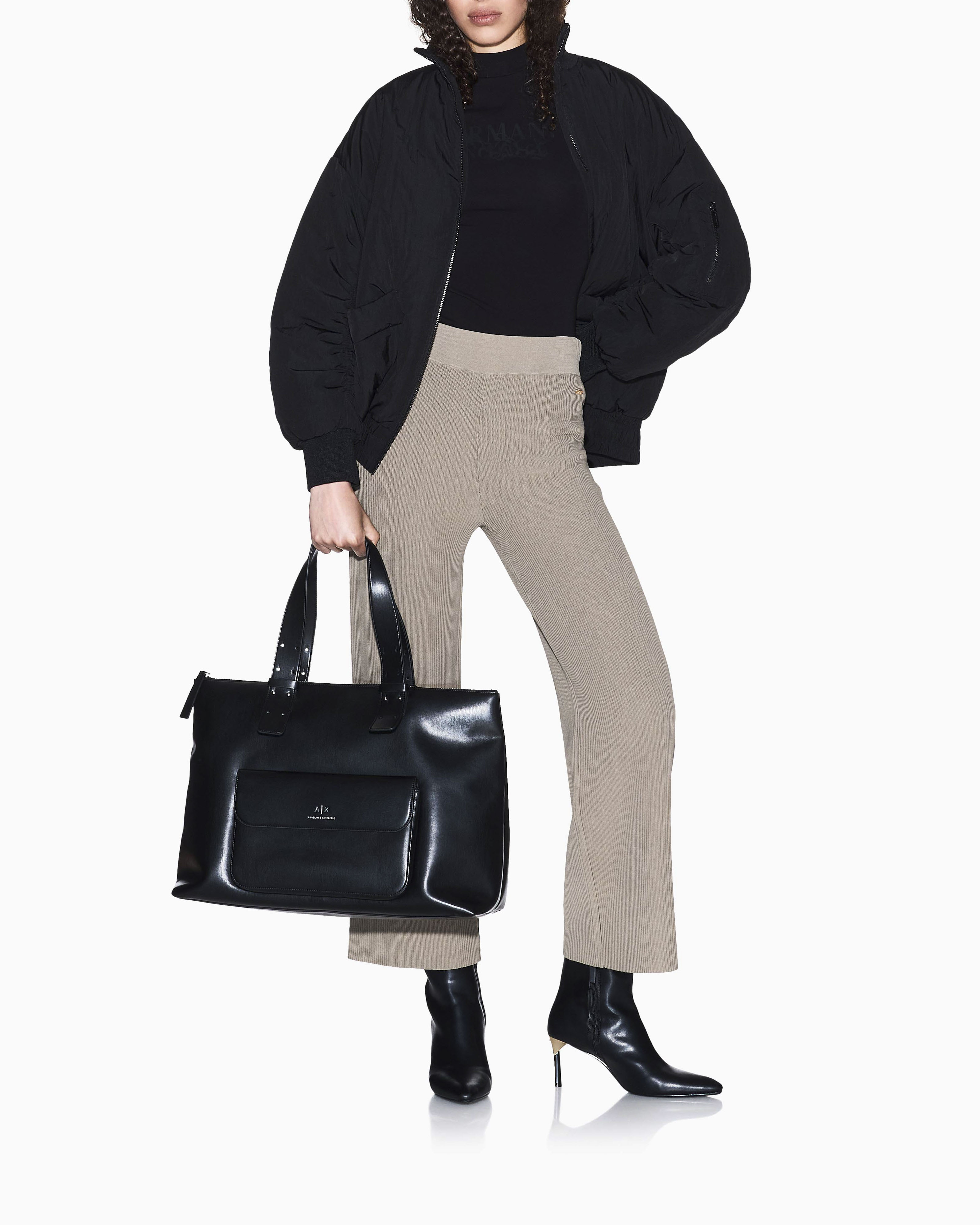 Pantaloni Armani Exchange beige in maglia misto viscosa a costine in rilievo