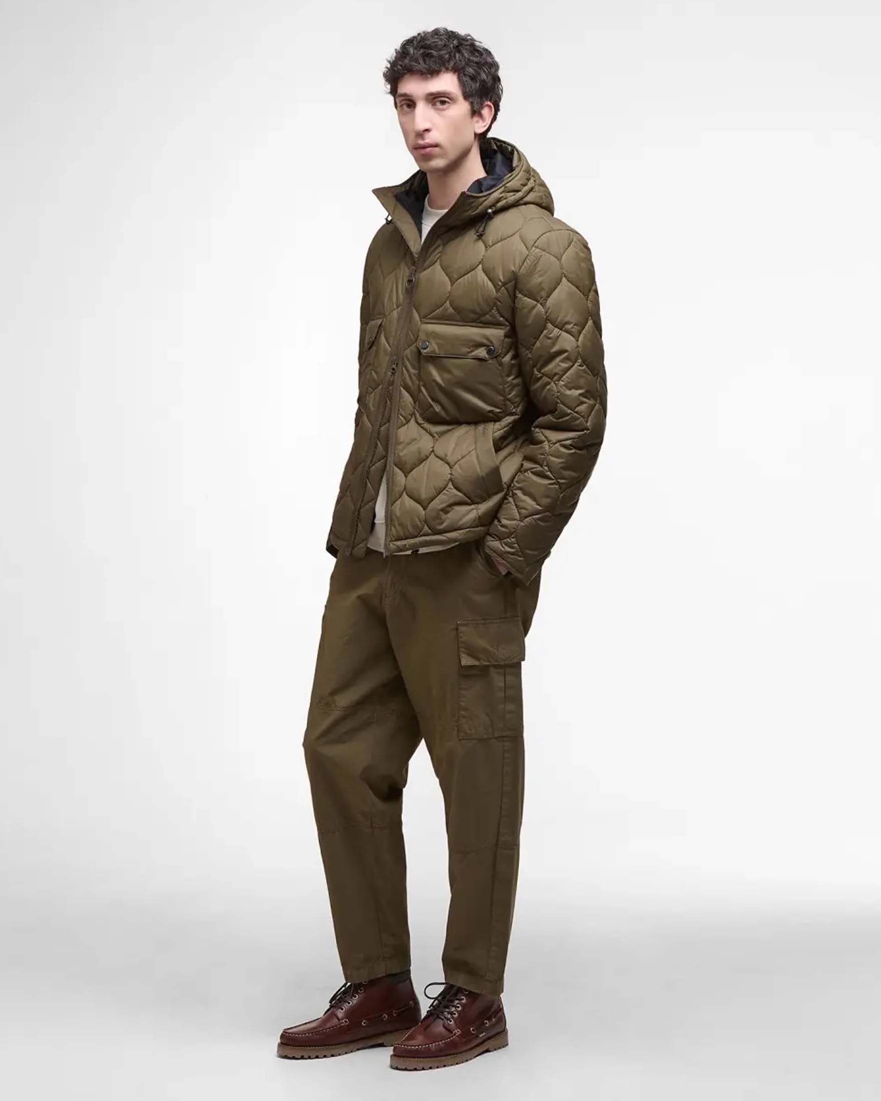 Giacca Barbour Re-Engineered Hooded Spey color fango in nylon ad onde con cappuccio