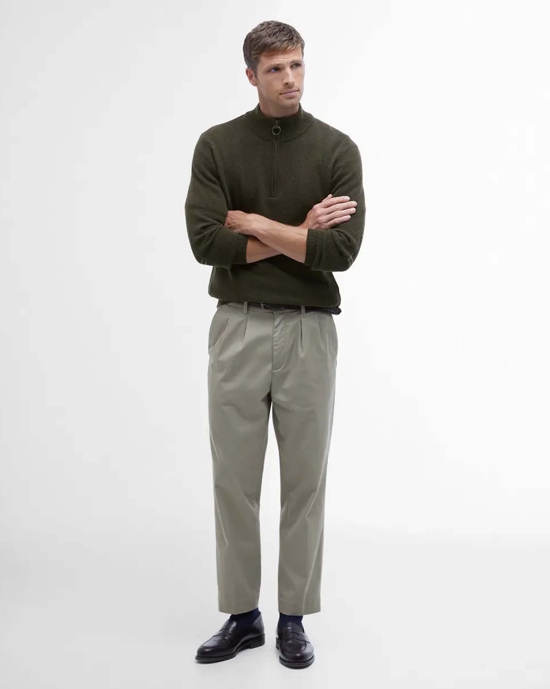 Maglione Barbour verde militare in pura lana con apertura a mezza zip