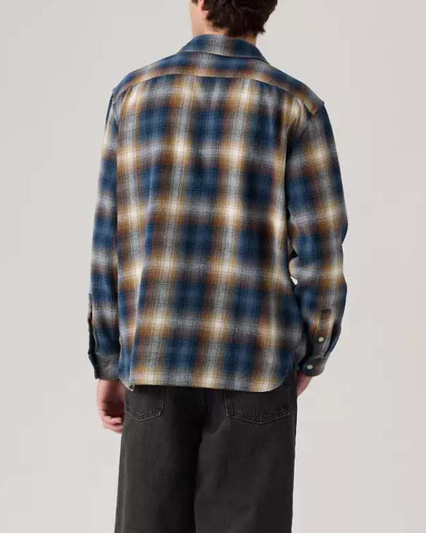 Camicia overshirt Levi's in flanella di cotone a fantasia check blu e caramello image