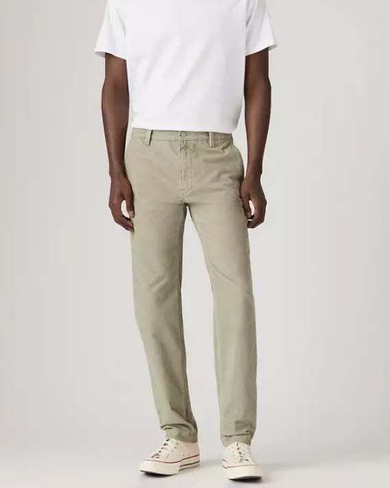 Pantalone chino Levi's salvia in velluto di cotone stretch a costine
