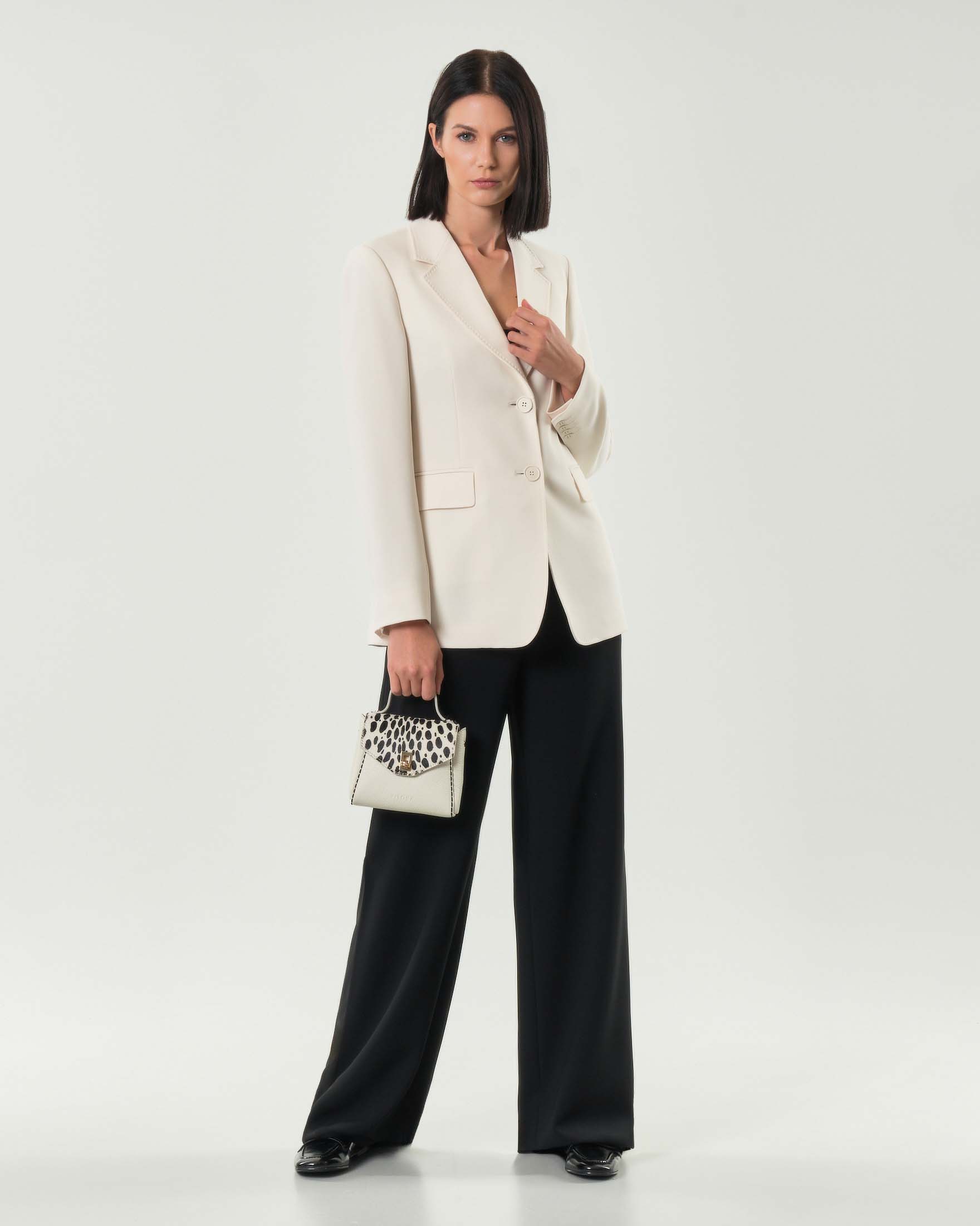 Blazer monopetto bianco in cady Max Mara Studio con scollo a rever
