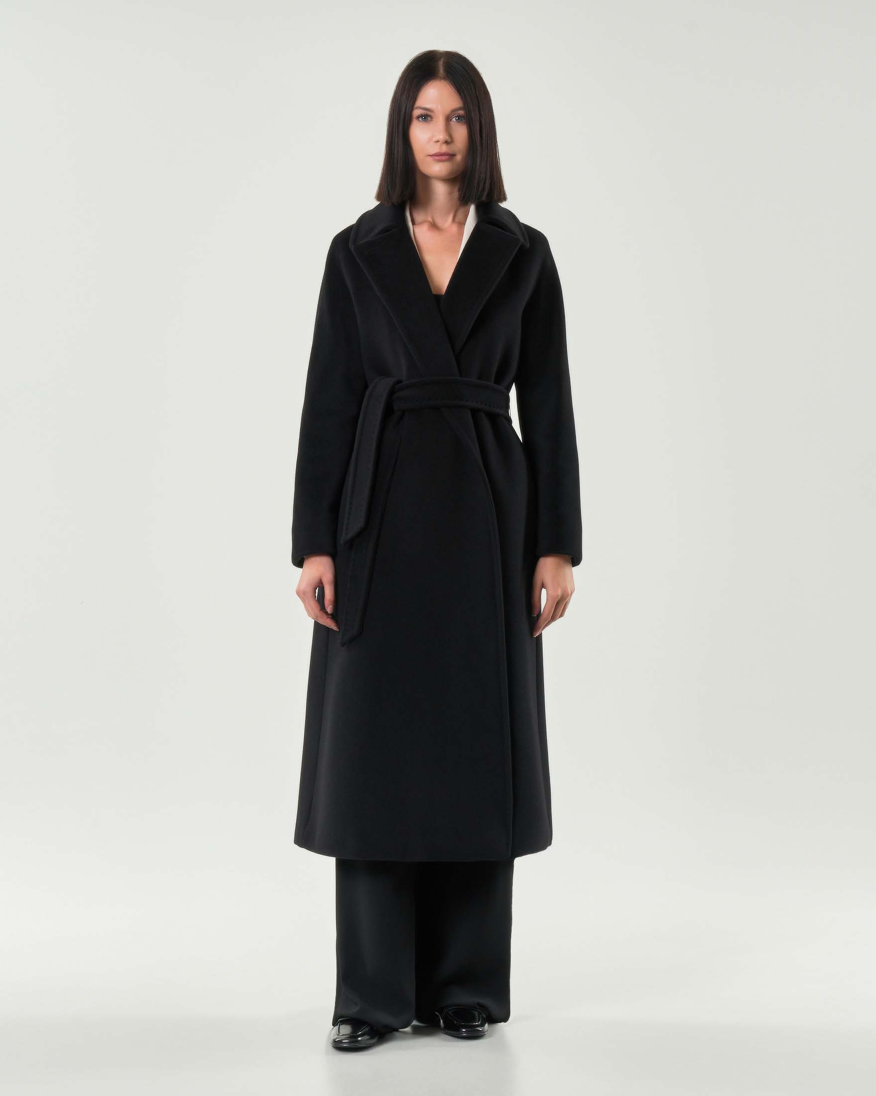 Cappotto lungo nero a vestaglia Max Mara Studio in beaver in pura lana vergine con scollo a rever image