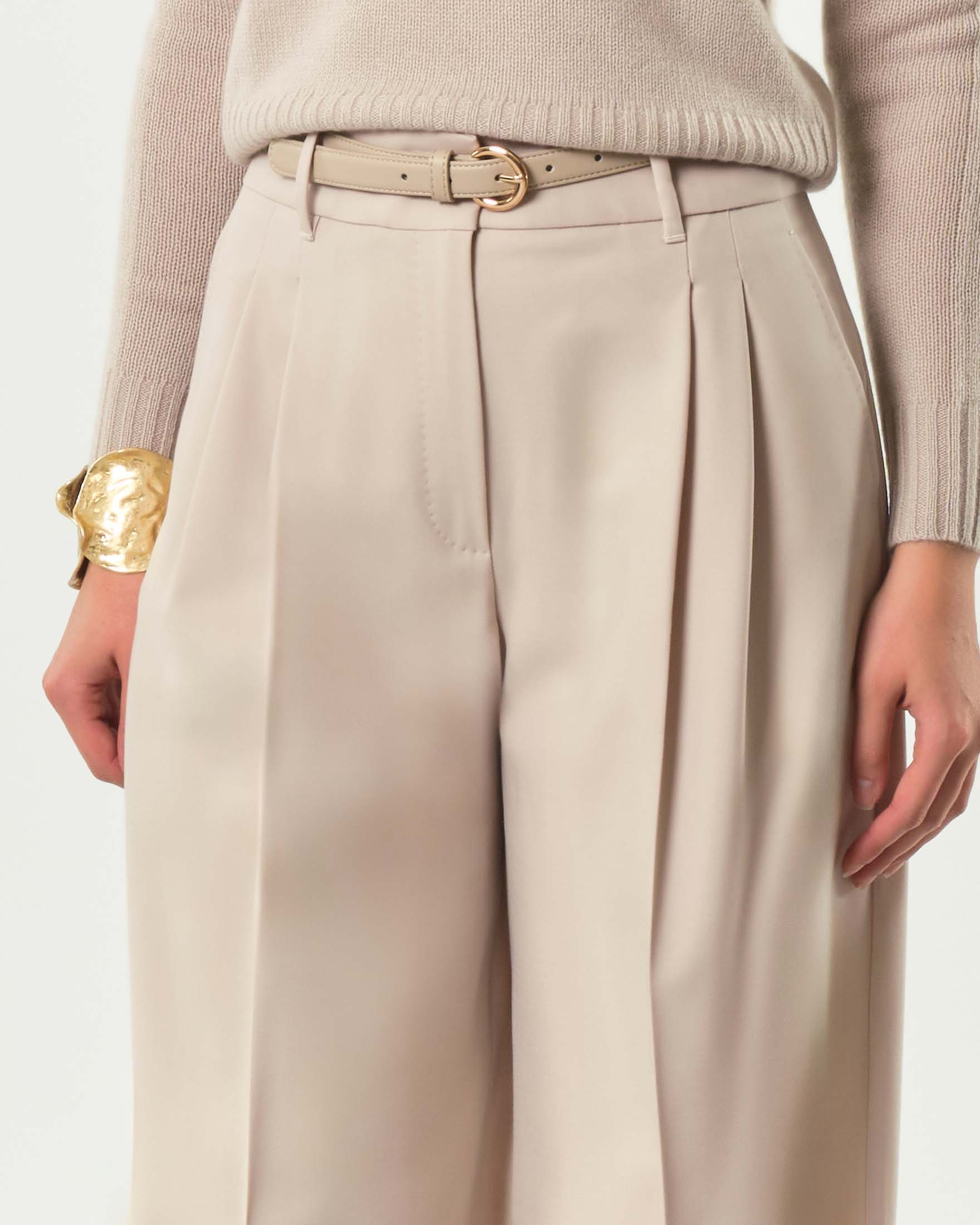 Pantaloni maschile color sabbia Max Mara Studio in saglia di lana stretch gamba larga affusolata al fondo image