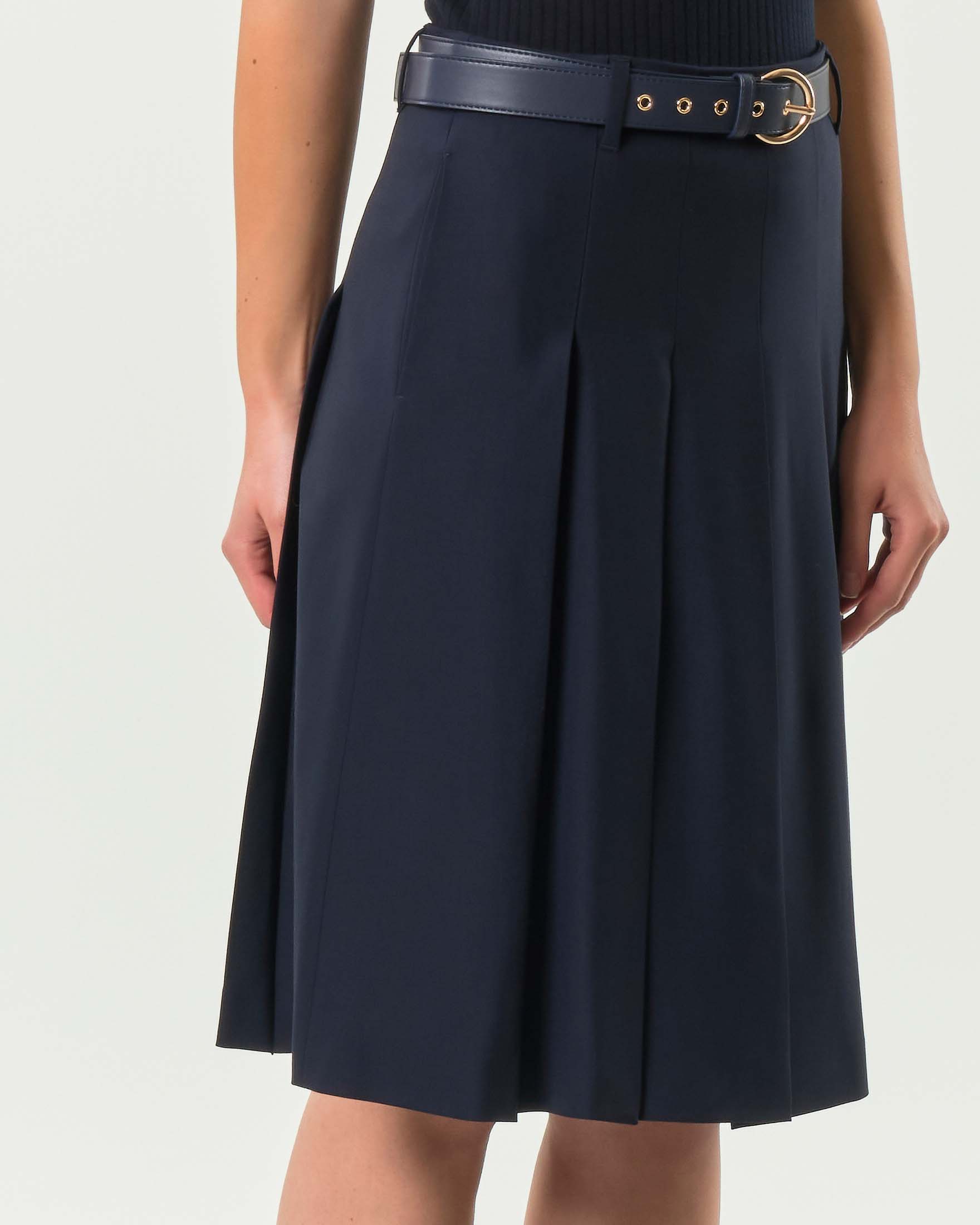 Gonna midi blu a pieghe Max Mara Studio in saglia di lana vergine con cintura in vita image