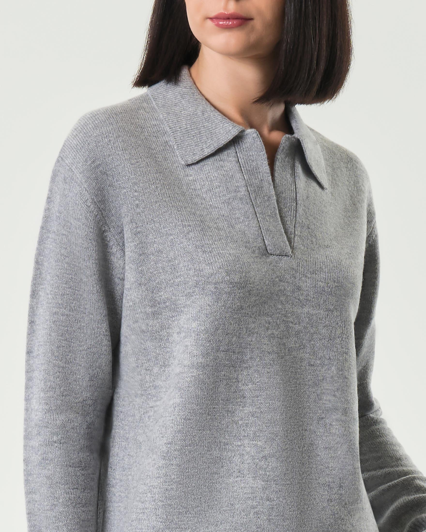 Maglia grigio melange MC2 Saint Barth in lana e cashmere con colletto a polo e apertura a V con scritta logo ricamata image