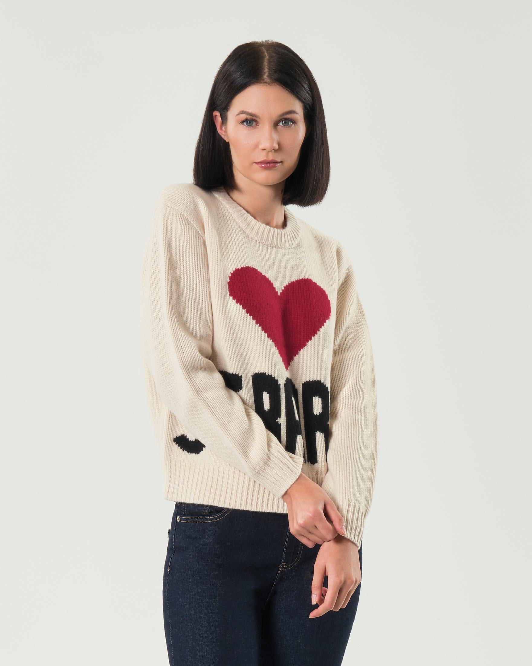 Maglia bianca MC2 Saint Barth in lana e cashmere con scritta logo e cuore rosso jacquard sul davanti