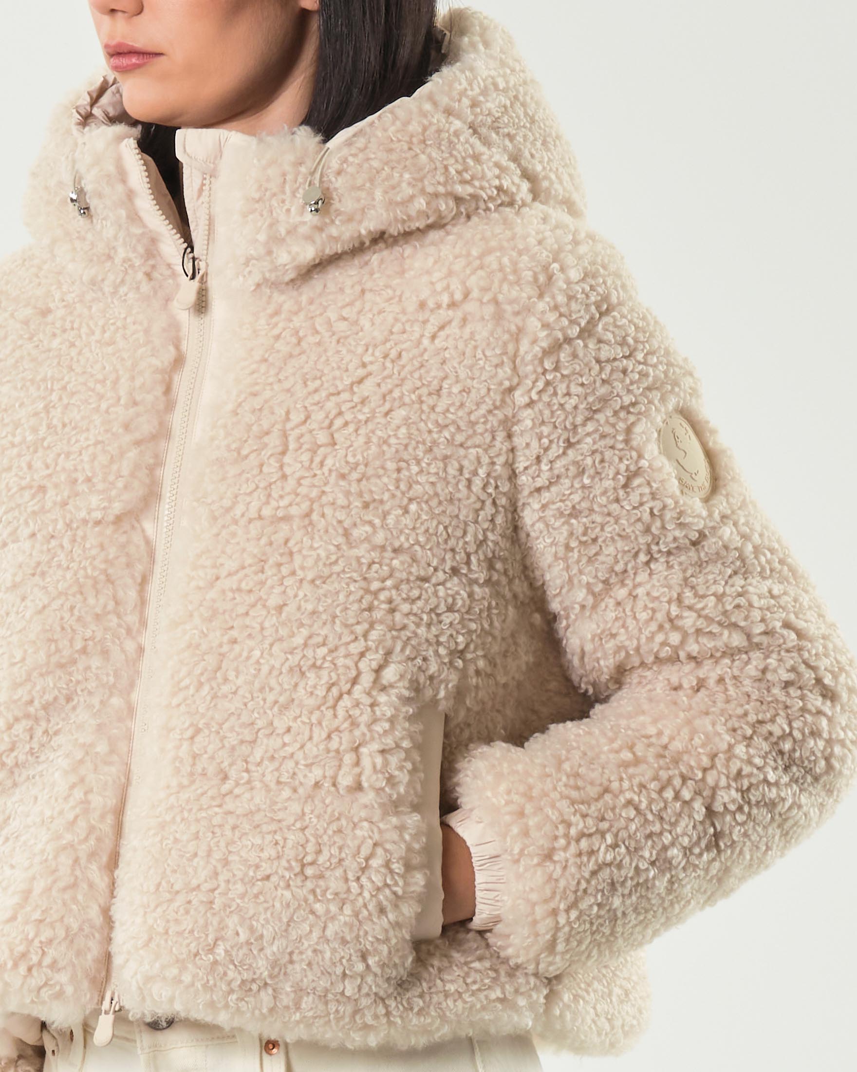 Bomber avorio modello Kennie Save the duck in ecopelliccia effetto shearling con collo alto image