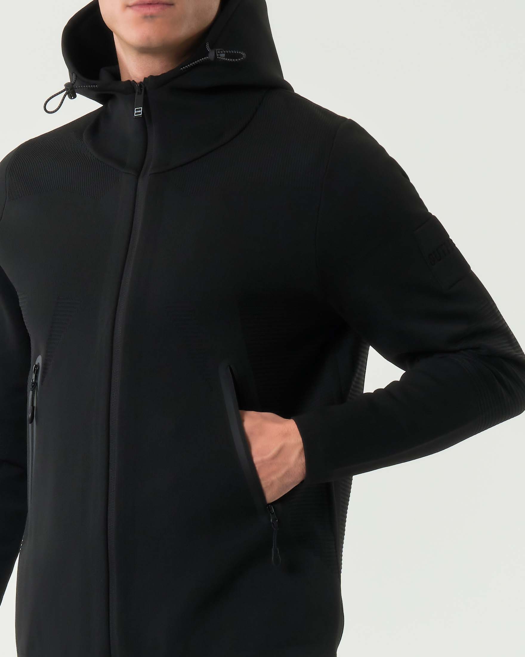 Giubbino Outhere nero in tessuto simil neoprene con cappuccio