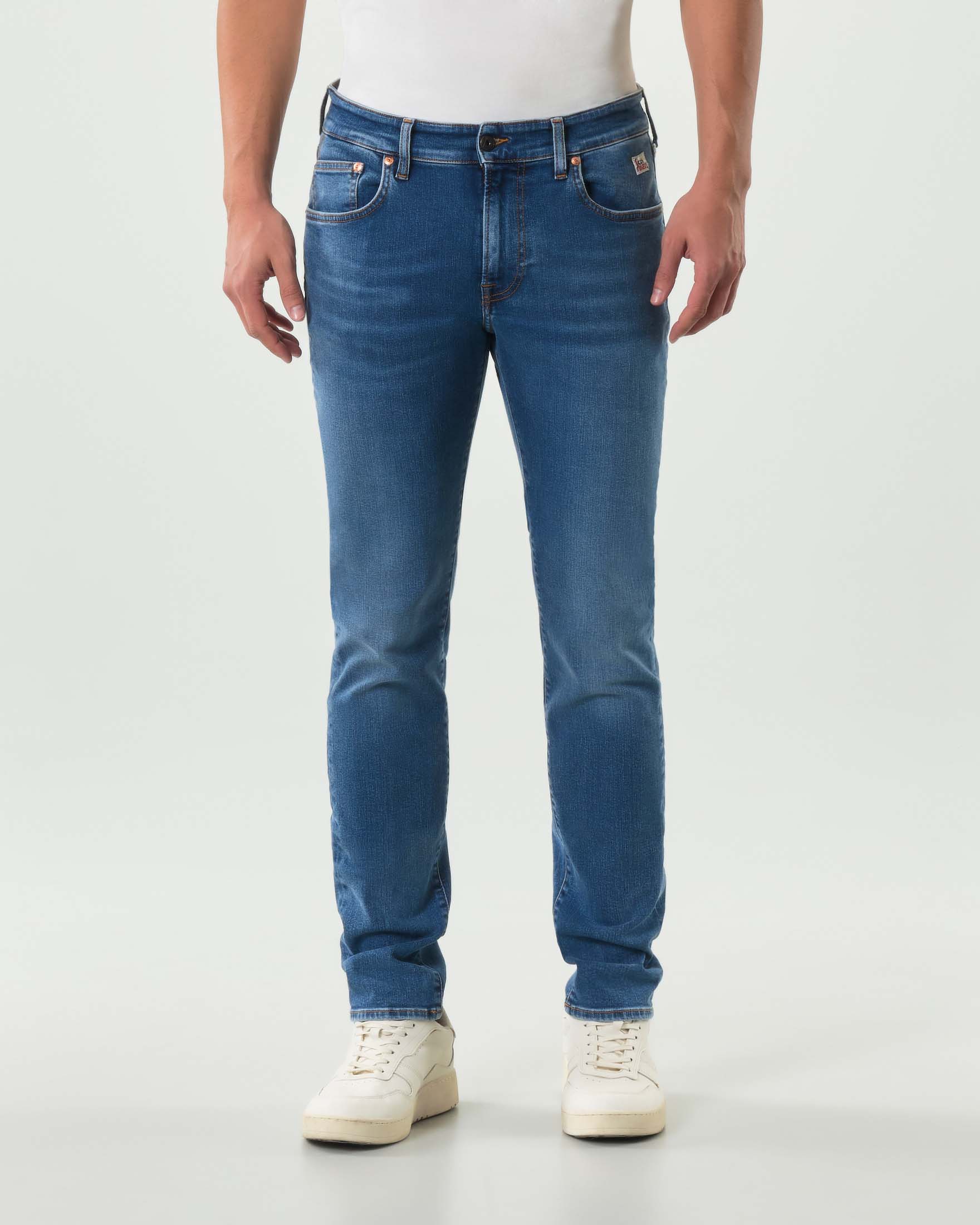 Jeans 317 Roy Roger's skinny-fit in cotone stretch lavaggio medio Oxnard con baffature image