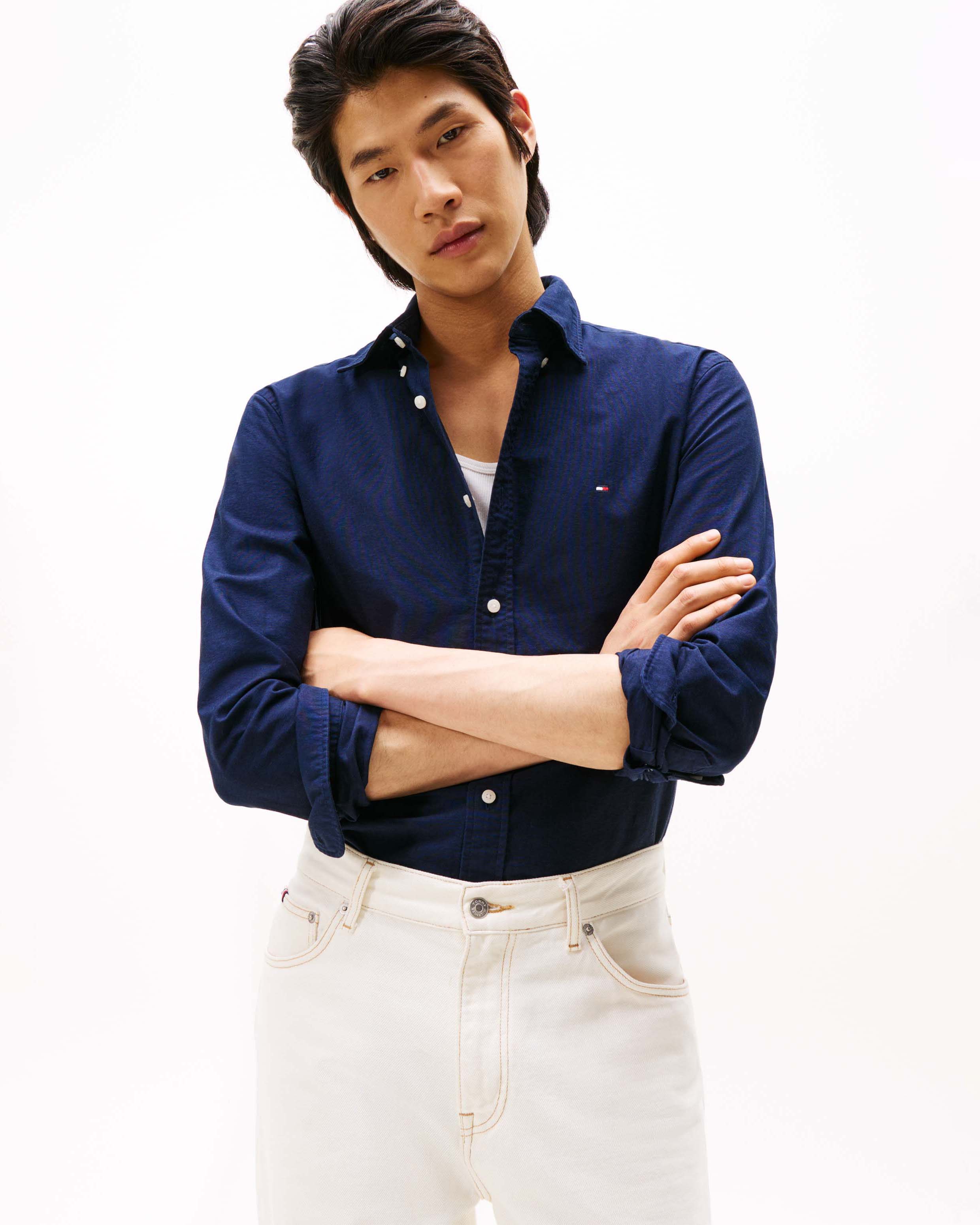 Camicia Tommy Hilfiger blu in Oxford di cotone con logo flag ricamato sul petto image