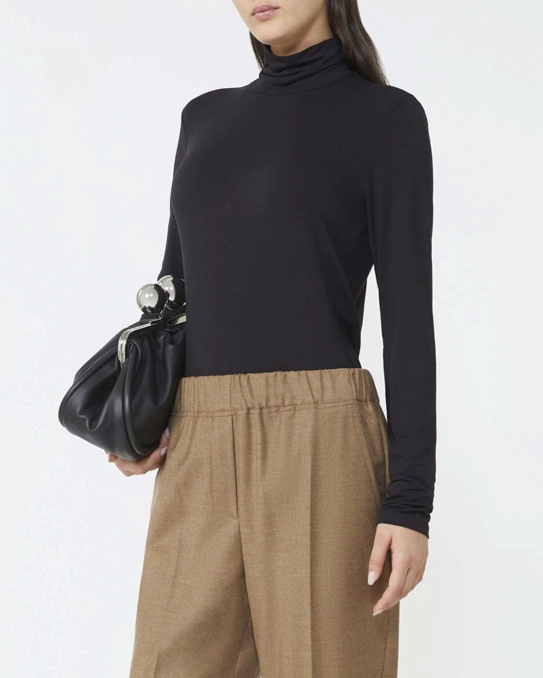 Weekend Max Mara — T-shirt a maniche lunghe nera Weekend Max mara in jersey di viscosa a collo alto