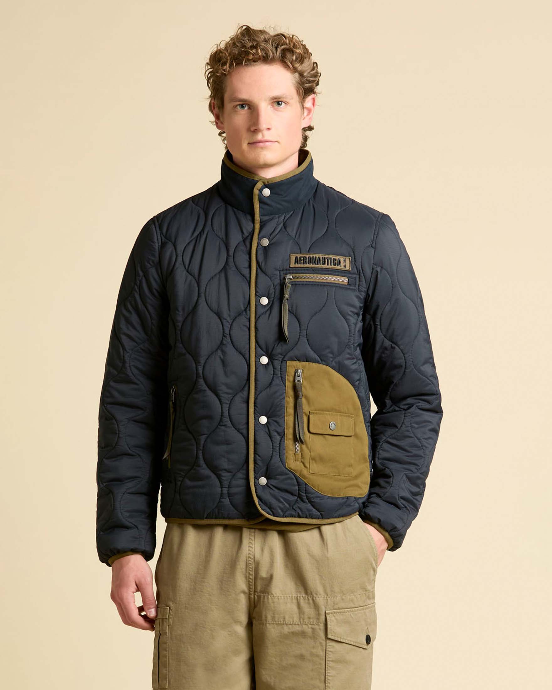 Giacca trapuntata a onde Aeronautica Militare blu con bottoni e dettagli kaki