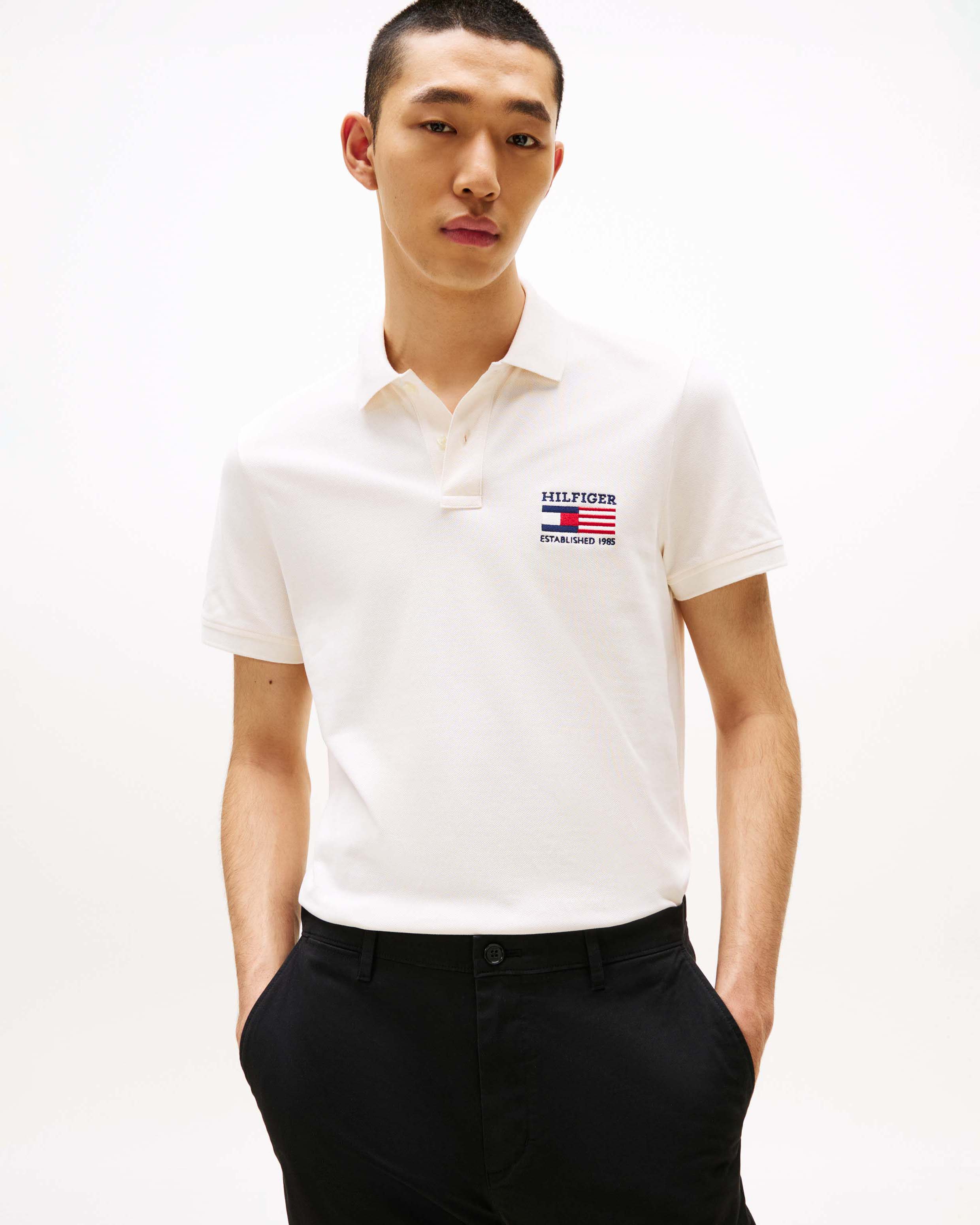 Polo Tommy Hilfiger panna in cotone stretch con logo flag ricamato sul petto