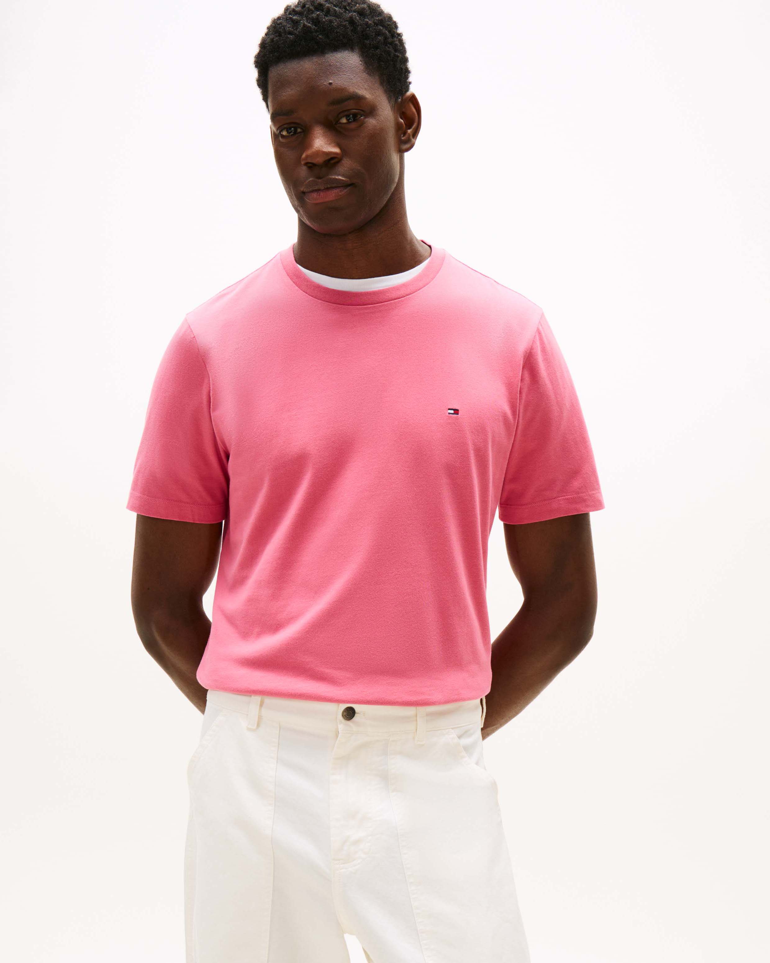 T-shirt Tommy Hilfiger fucsia in cotone con logo flag ricamato sul petto image