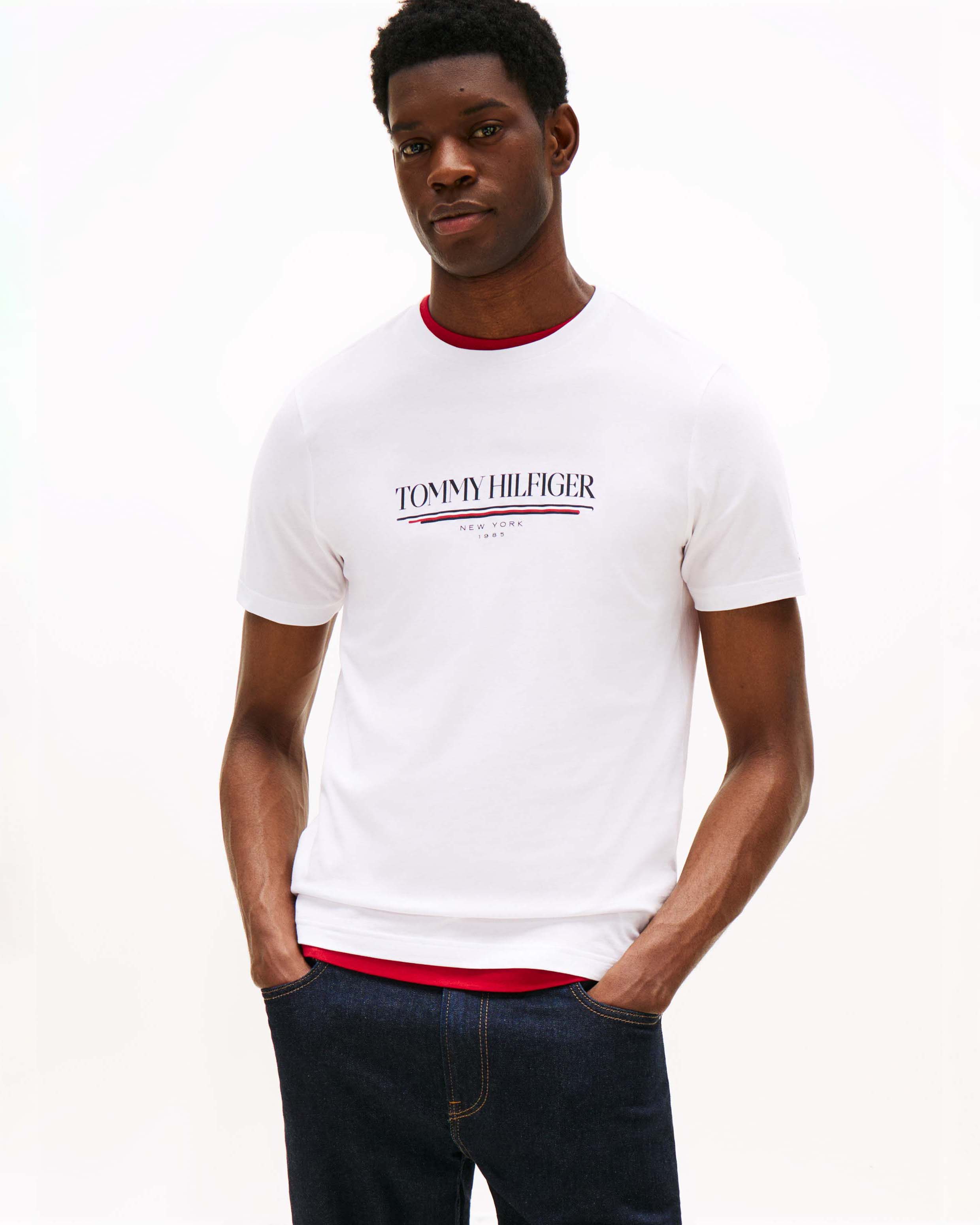 T-shirt Tommy Hilfiger bianca in cotone con stampa logo frontale