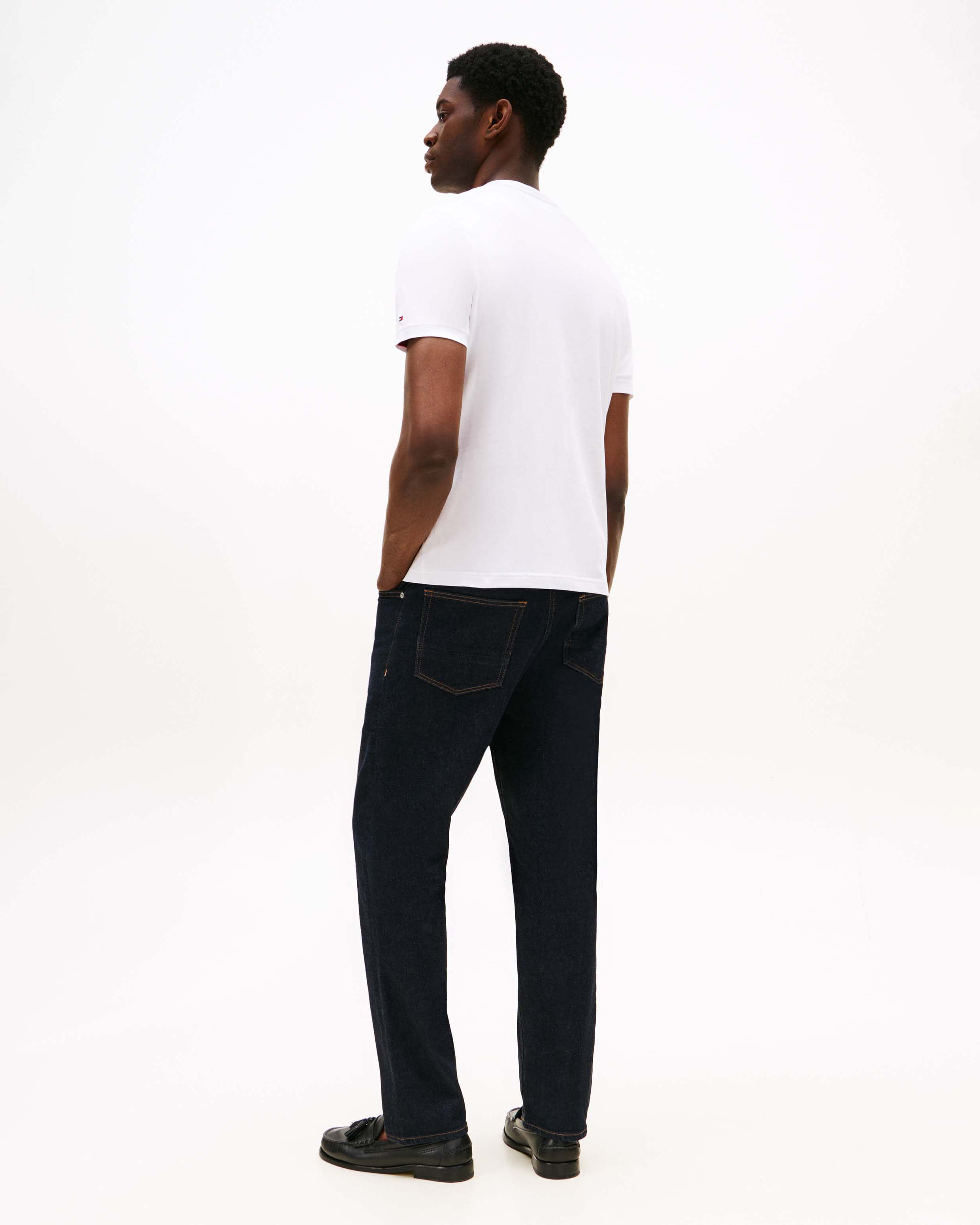 T-shirt Tommy Hilfiger bianca in cotone con stampa logo frontale image