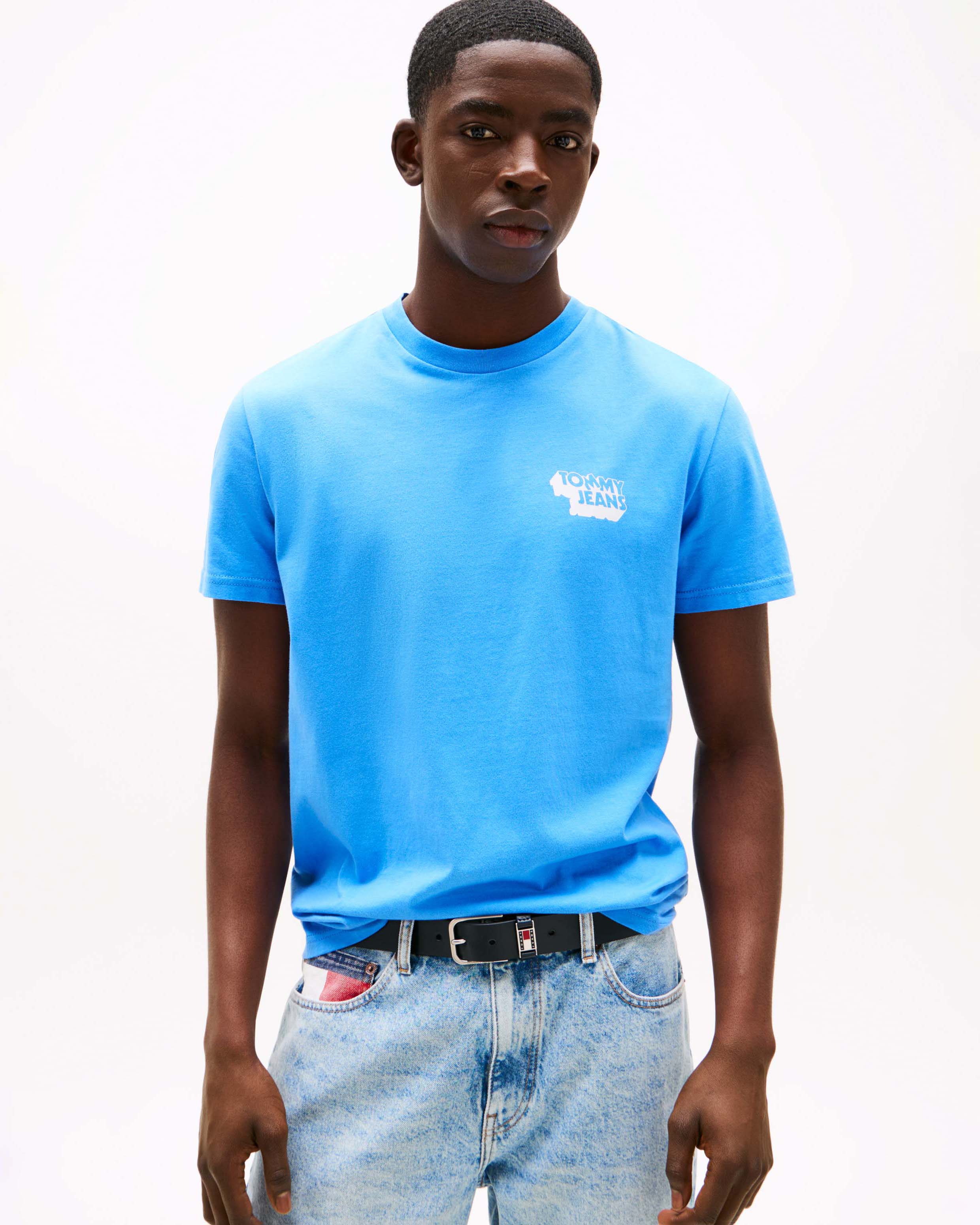 T-shirt Tommy Jeans celeste in cotone con logo stampato sul petto