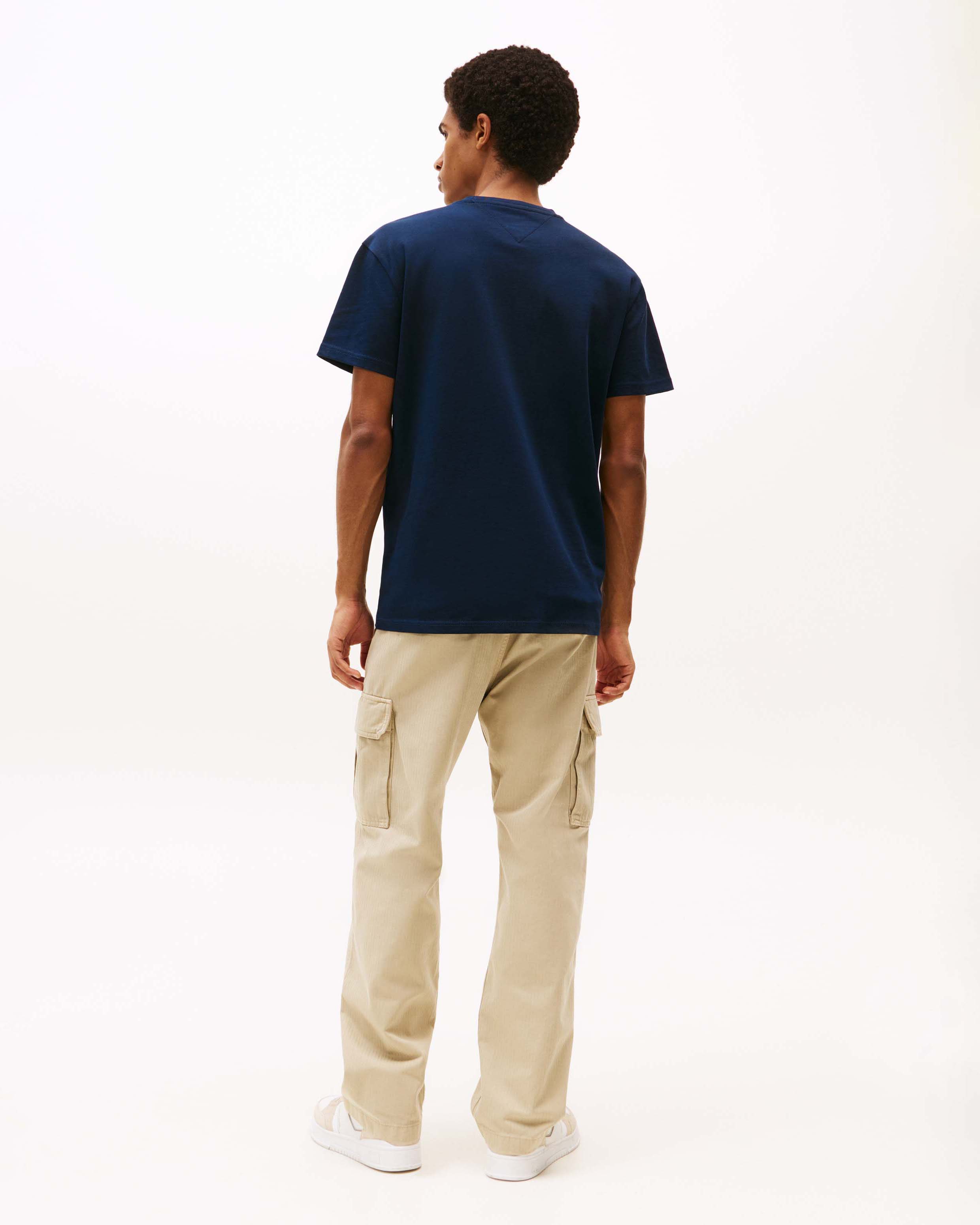 T-shirt Tommy Jeans blu in cotone con logo ricamato sul davanti effetto sfuocato image