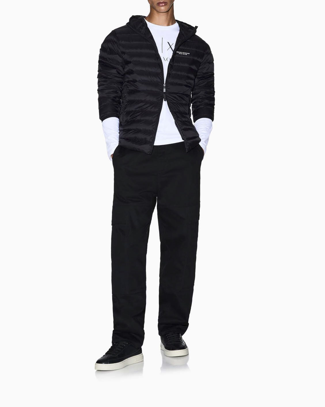 Piumino Armani Exchange nero con cappuccio e logo piccolo stampato