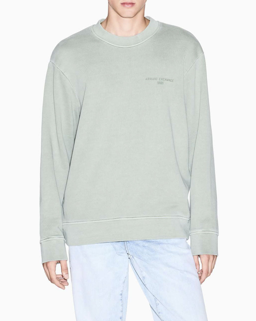 Felpa girocollo relaxed-fit Armani Exchange verde salvia in cotone con logo ricamato sul petto e sul retro