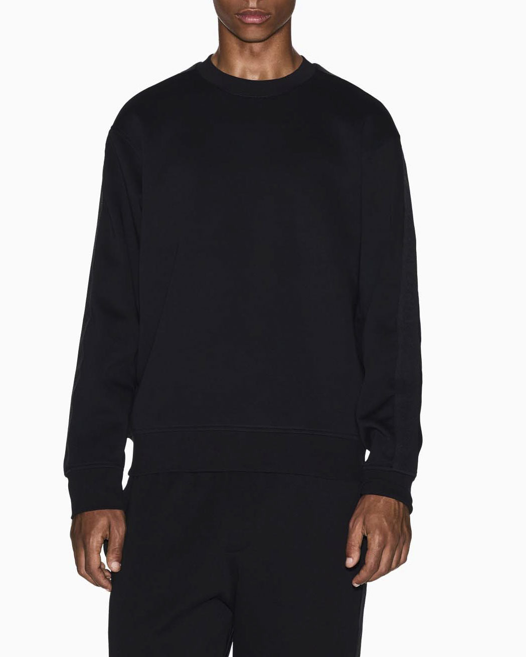 Felpa Armani Exchange nera in cotone stretch con tape tono su tono sulle maniche