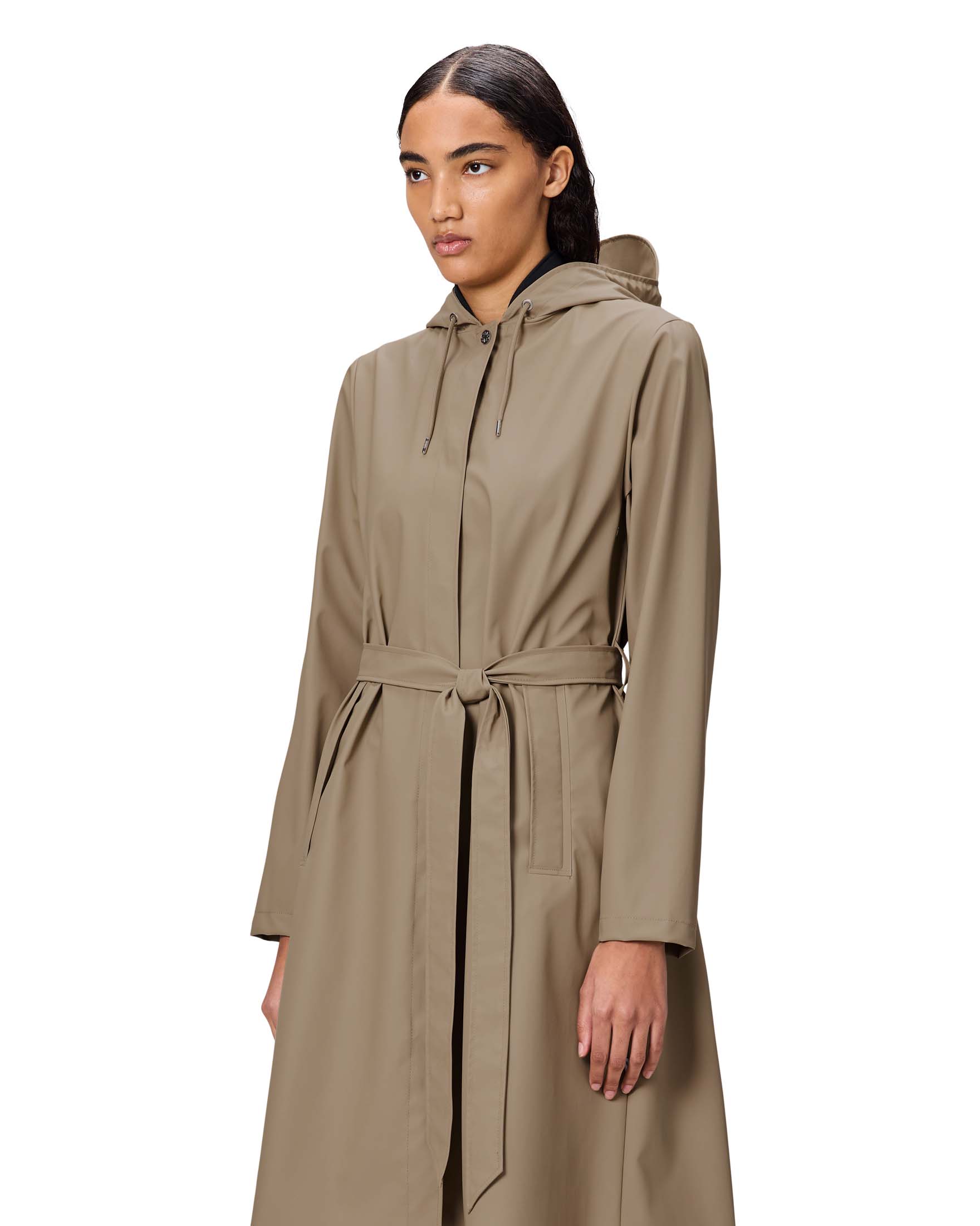 A-Line Longer W Jacket Rains beige dalla linea svasata con cappuccio e cintura in vita image