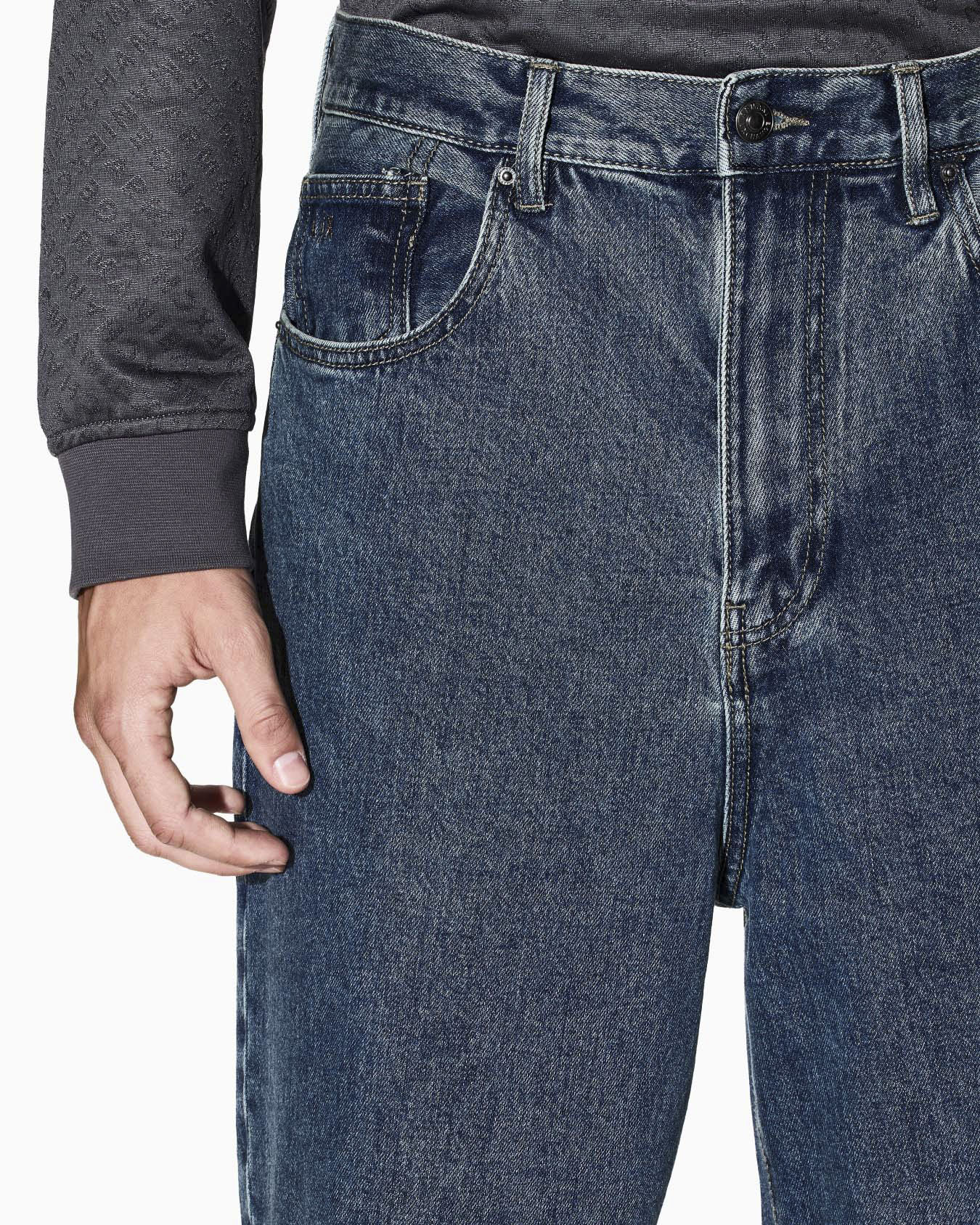 armani exchange loose straight jeans IO