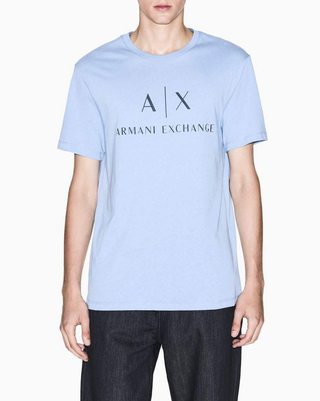 T-shirt Armani Exchane azzurra in cotone con logo AX stampato in contrasto sul petto