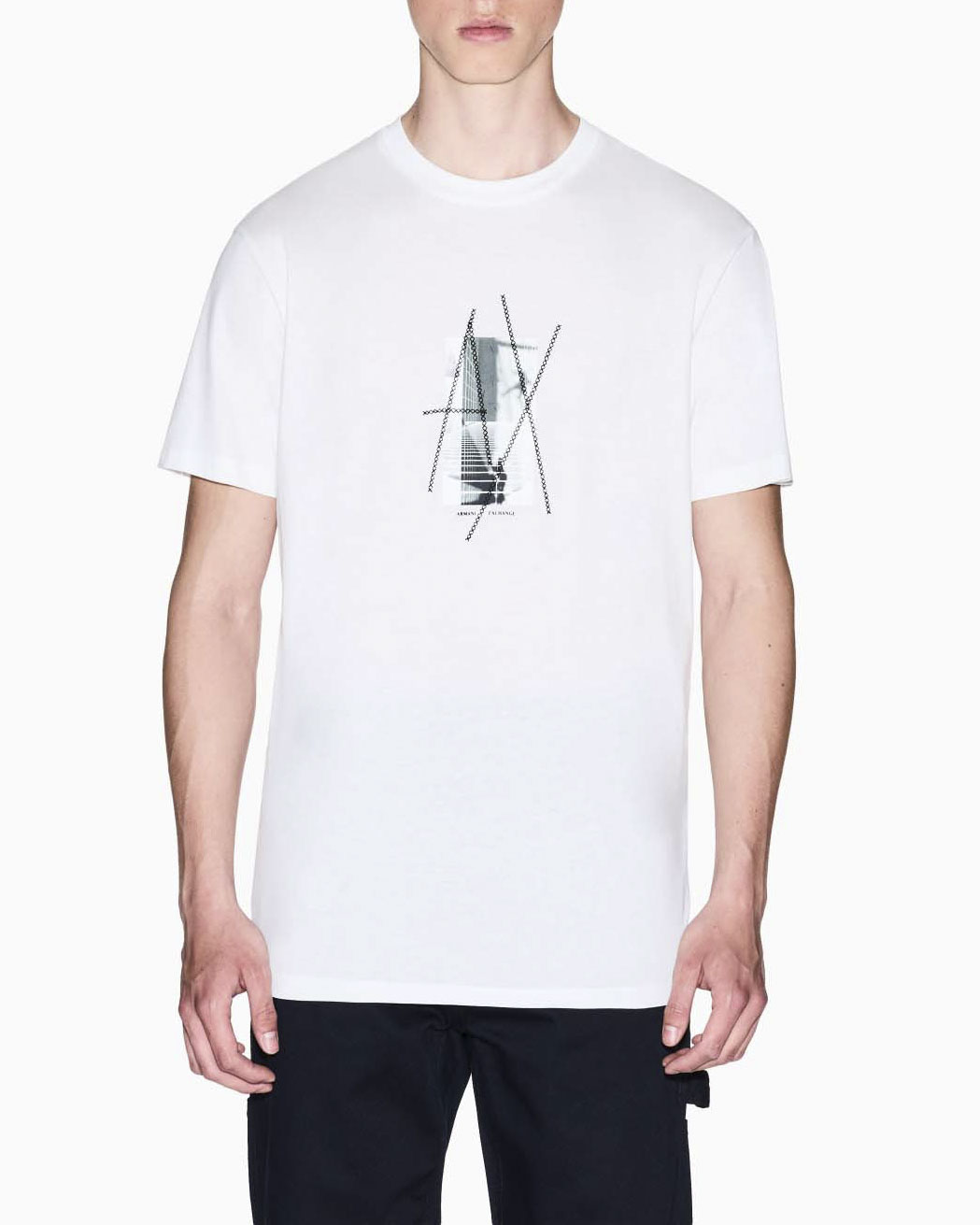 T-shirt Armani Exchange bianca in cotone con stampa fotografica e ricamo logo AX frontale