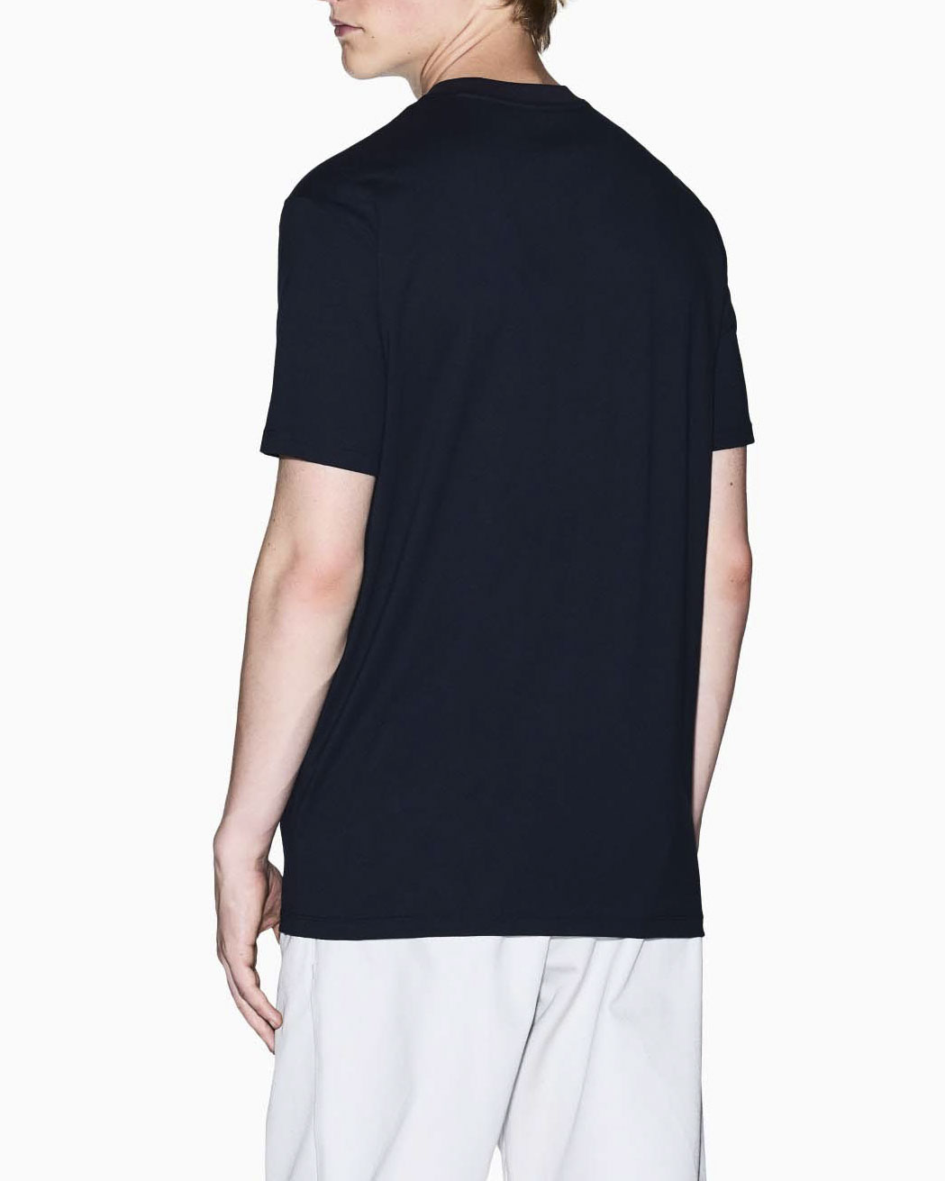 T-shirt Armani Exchange blu in cotone con stampa fotografica e ricamo logo AX frontale image