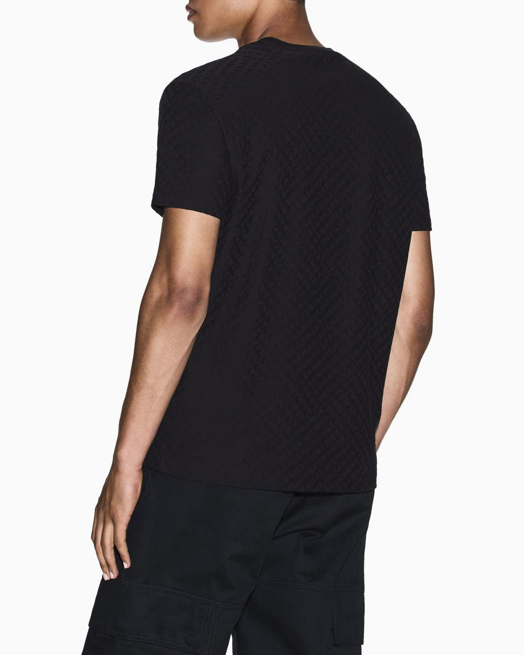 T-shirt Armani Exchange nera in cotone con lavorazione jacquard tono su tono image