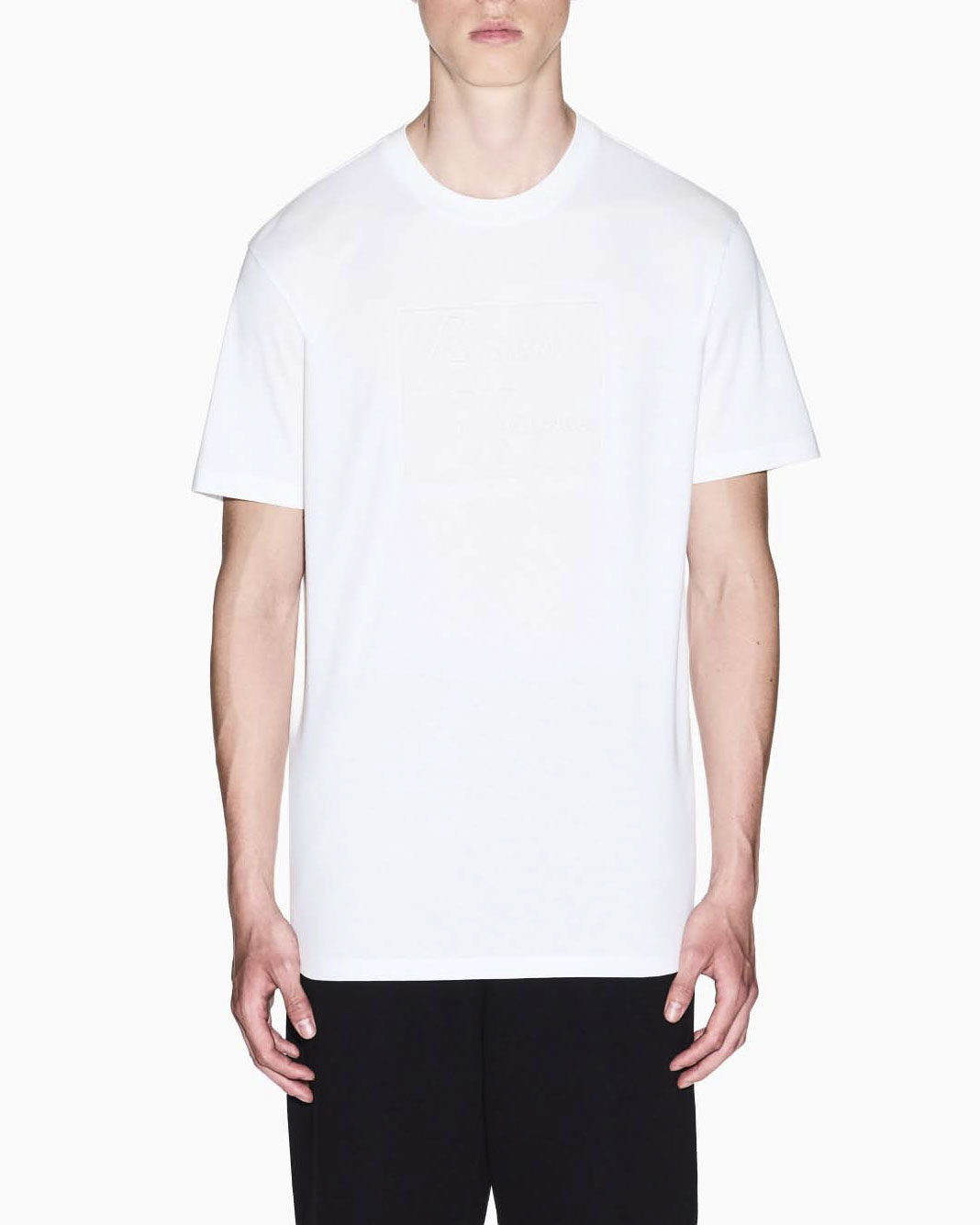 T-shirt Armani Exchange bianca in cotone con logo ricamato tono su tono